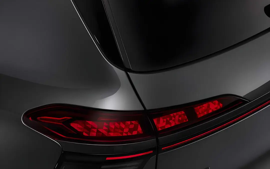 چراغ عقب دیجیتال OLED خمیده در خودروی جدید آئودی (Audi) Q9