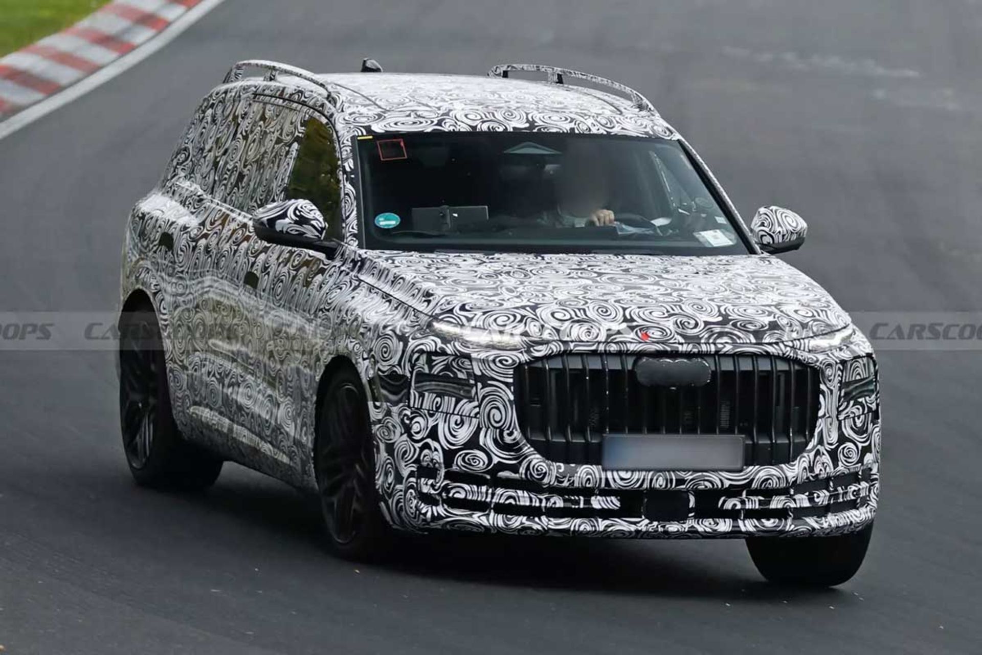 آئودی Q9 هورش