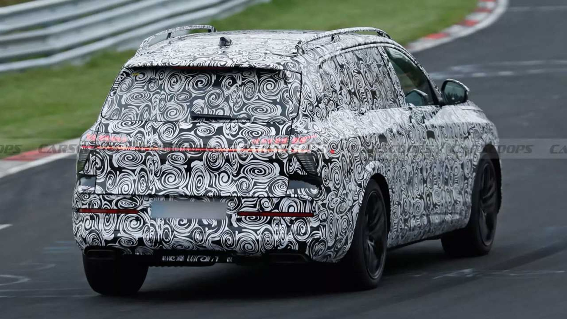 آئودی Q9 هورش