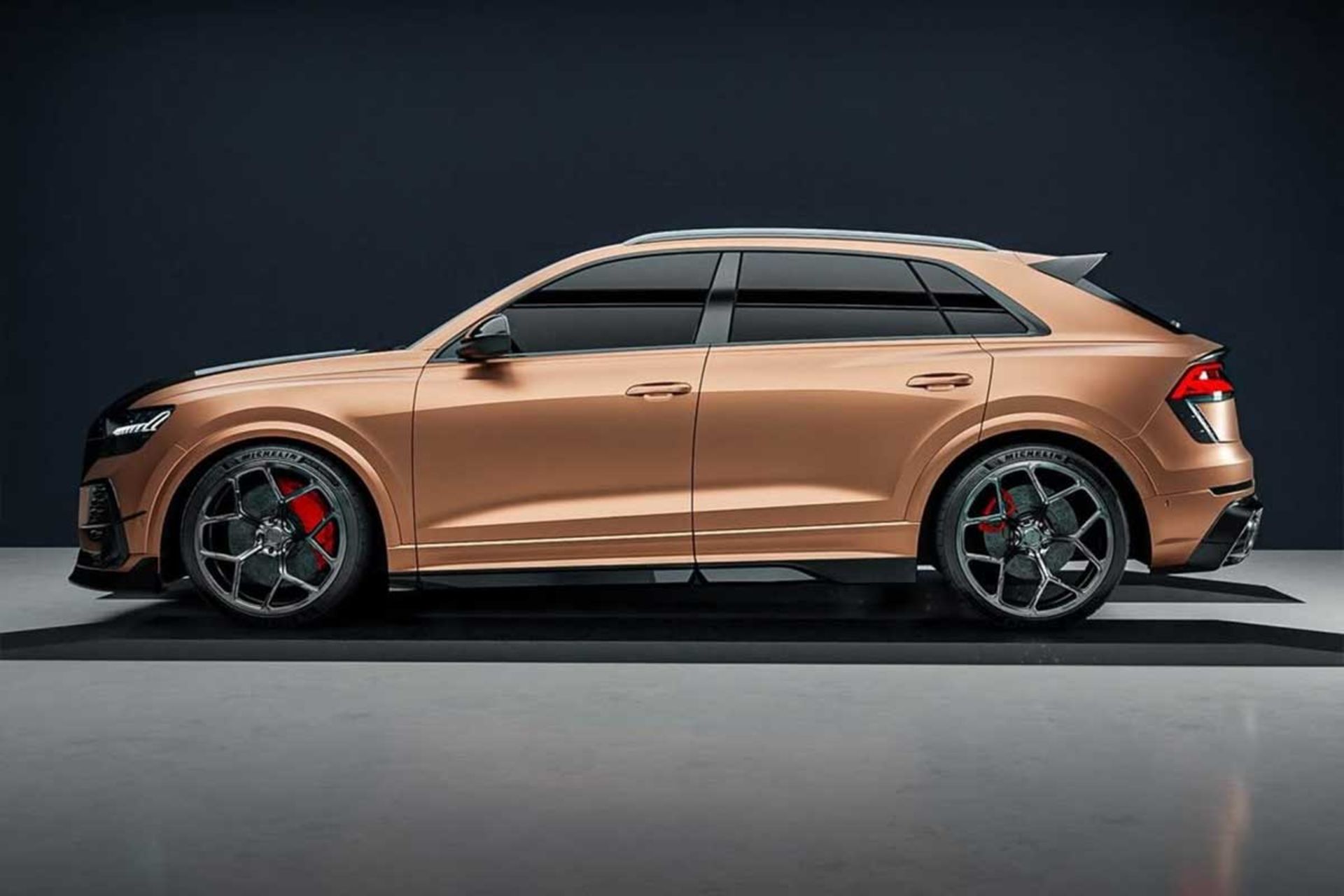 آئودی RS Q8 با کیت تیونینگ رووزپورت 