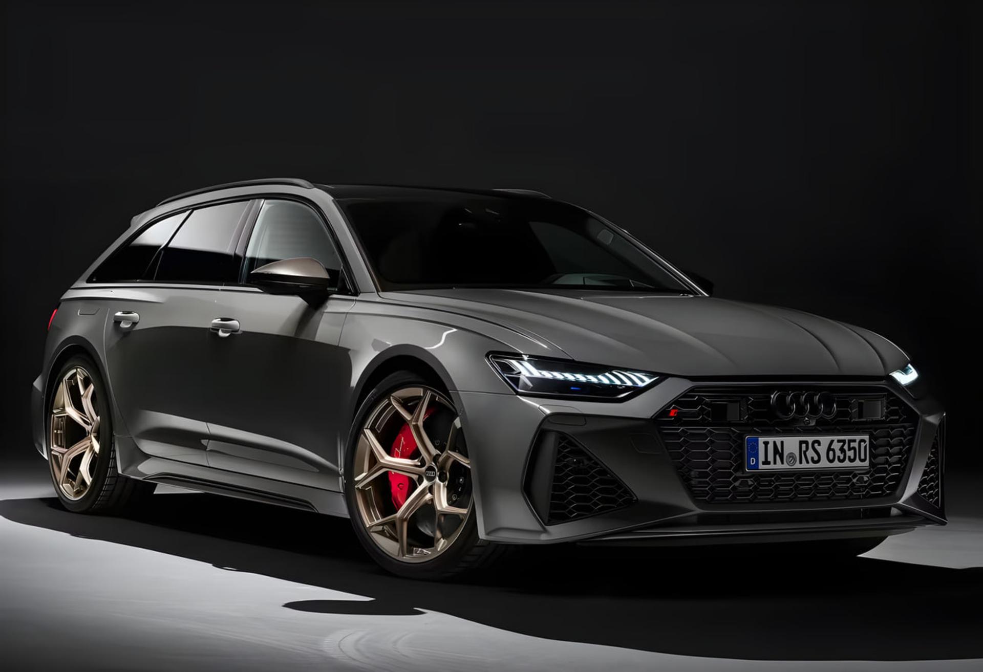خودرو استیشن اسپرت آئودی (Audi) RS 6 آوانت با رنگ خاکستری متالیک