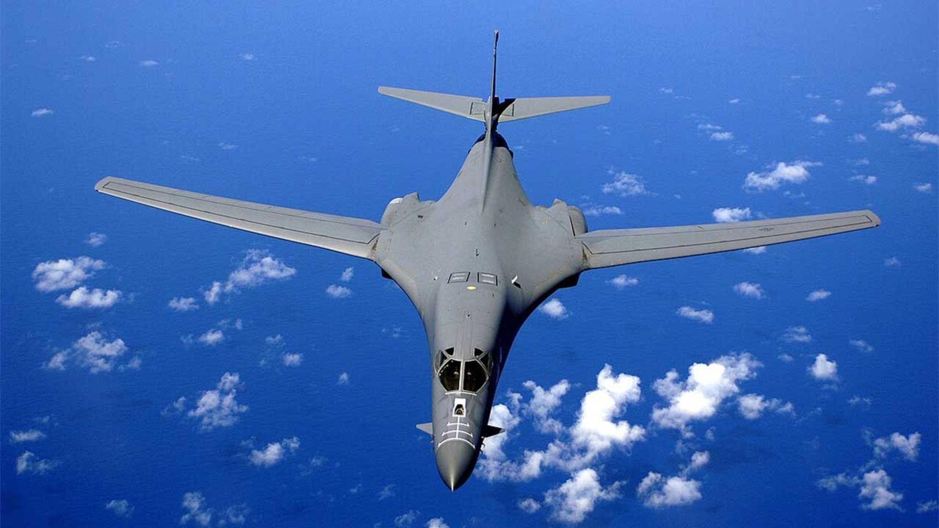 بمب افکن B-1 لنسر