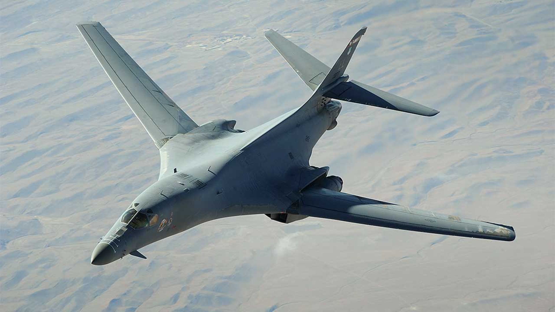 بمب افکن B-1 لنسر