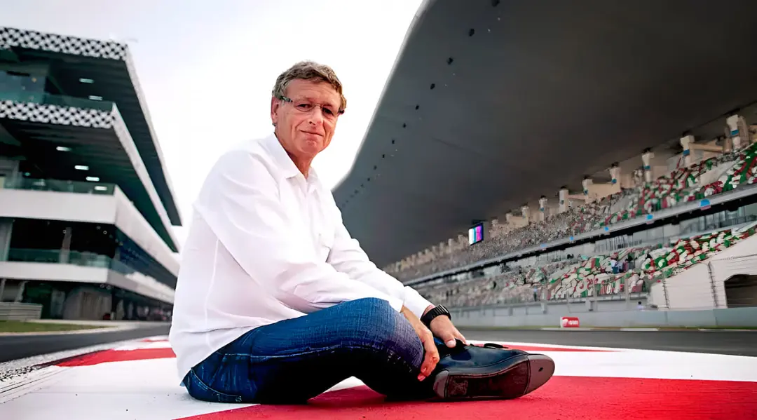 هرمان تیکله در پیست فرمول یک (Formula 1) بحرین در صخیر