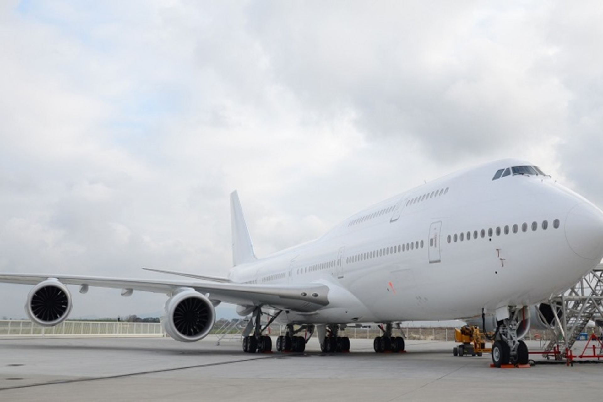 بوئینگ 747 8i