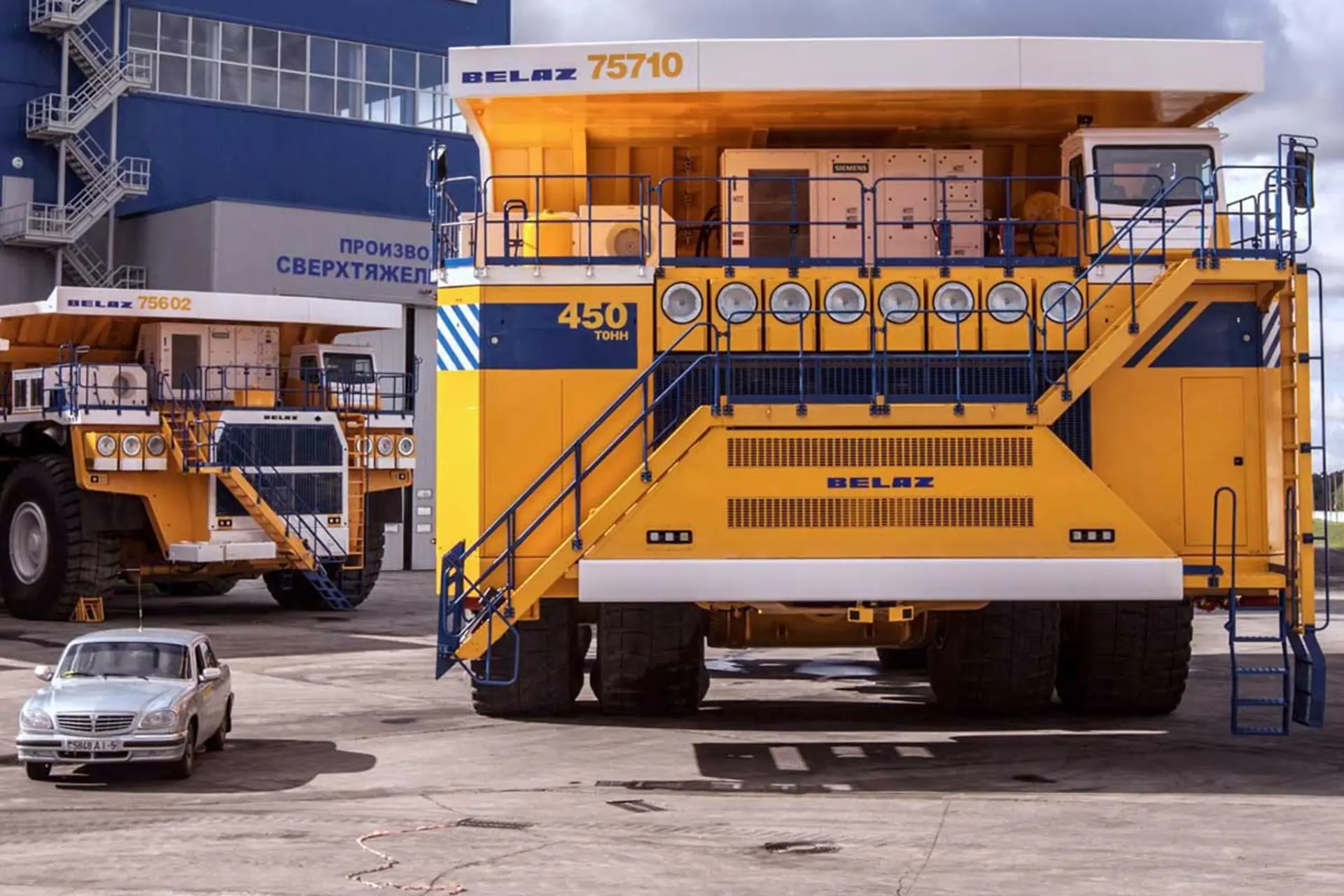 بزرگ‌ترین ماشین‌آلات راه‌سازی و معدنی جهان 