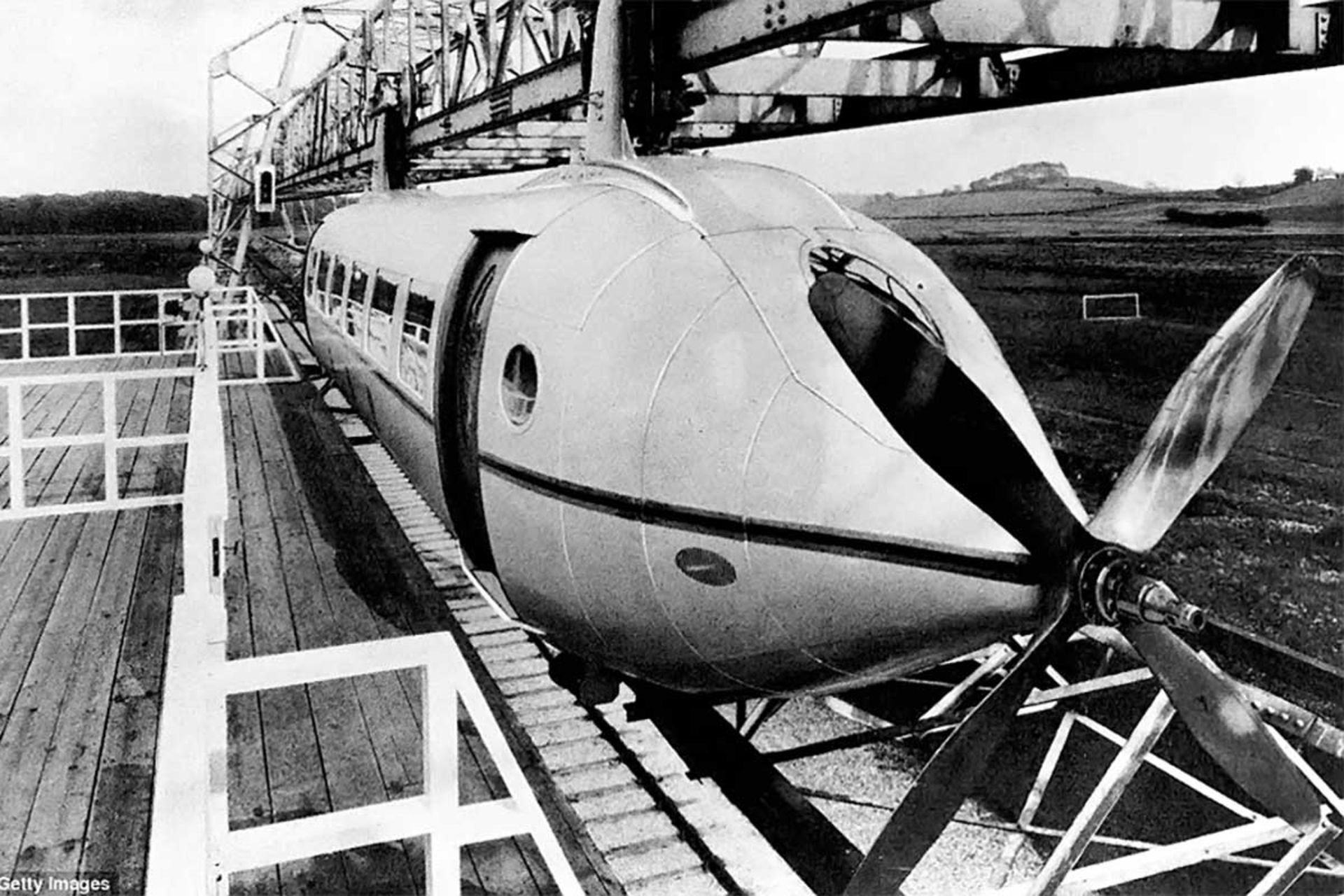 ریل‌پلن وسیله عجیب