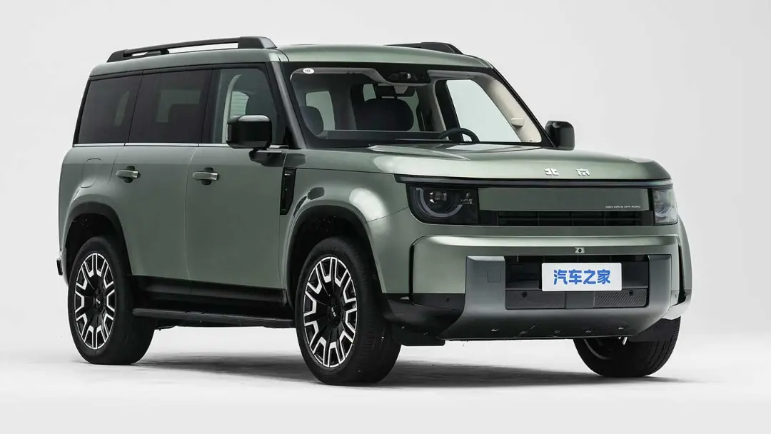 خودرو شاسی‌بلند بایک 5X (Baic 5X) با طراحی مشابه لندروور دیفندر