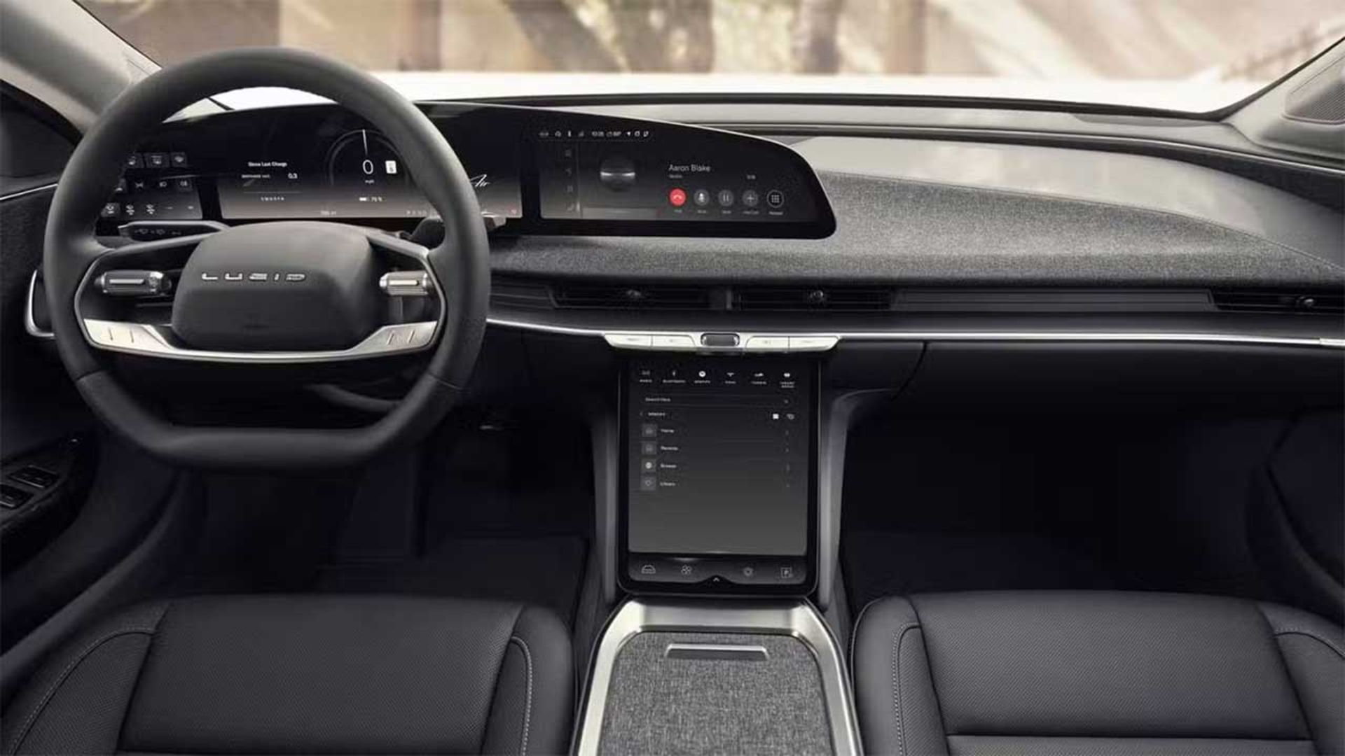 بزرگ‌ترین نمایشگرهای خودرو