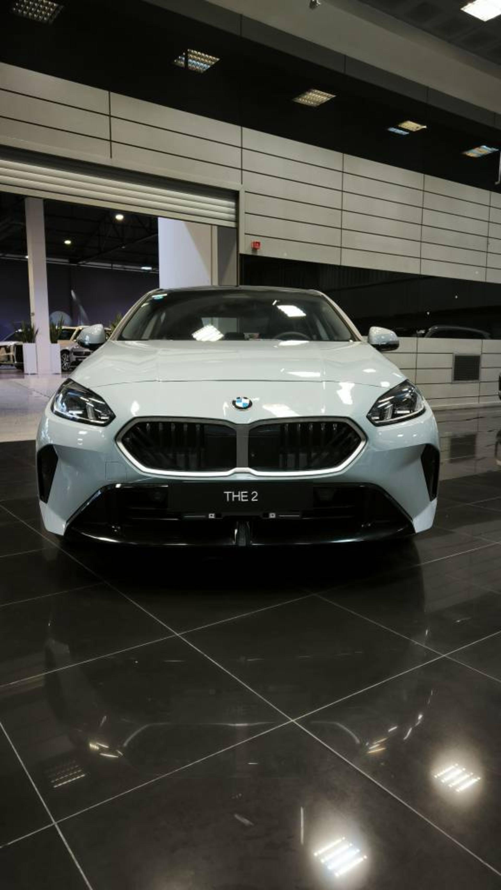 بی ام و BMW 225L MSport