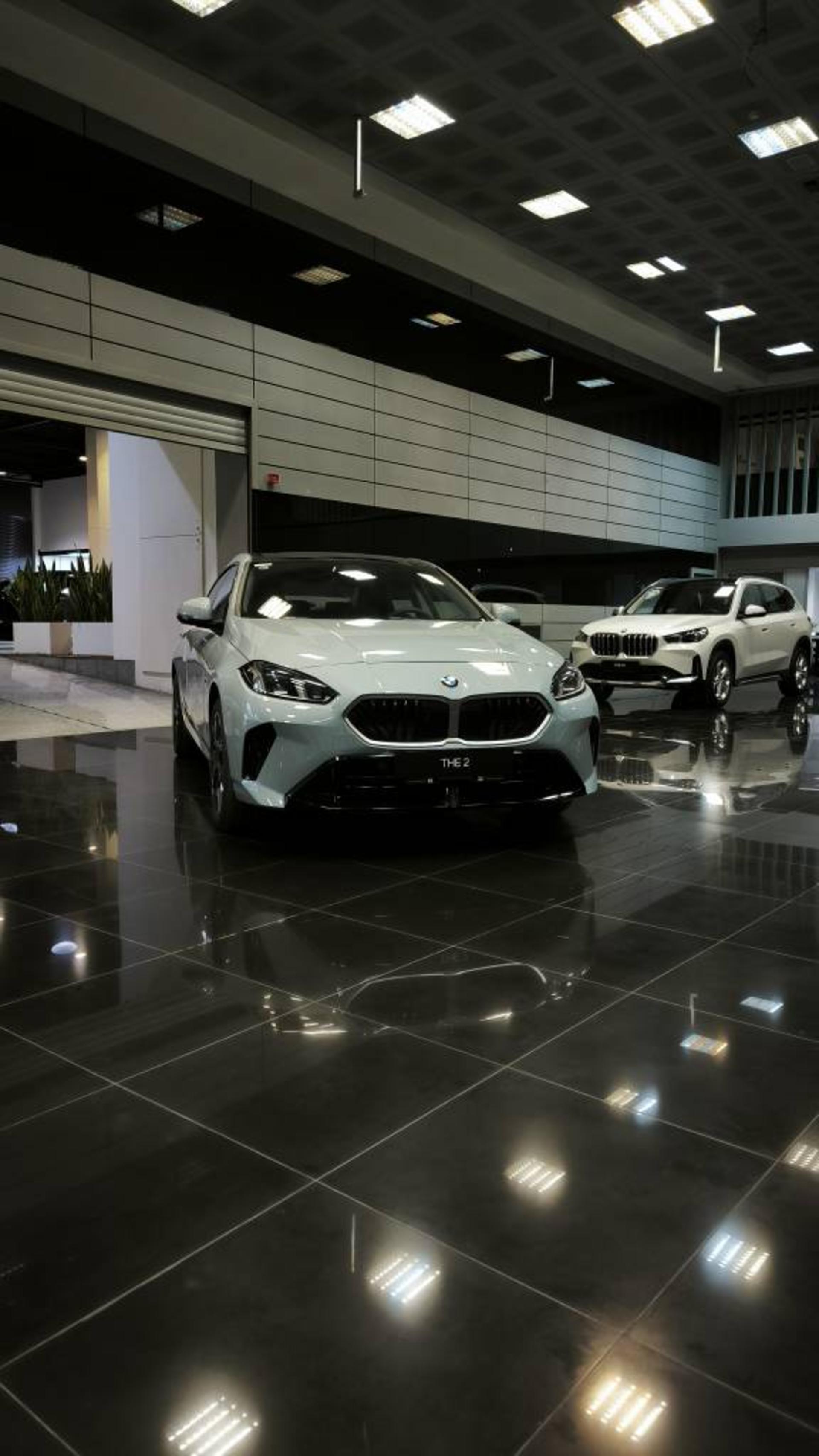 بی ام و BMW 225L MSport