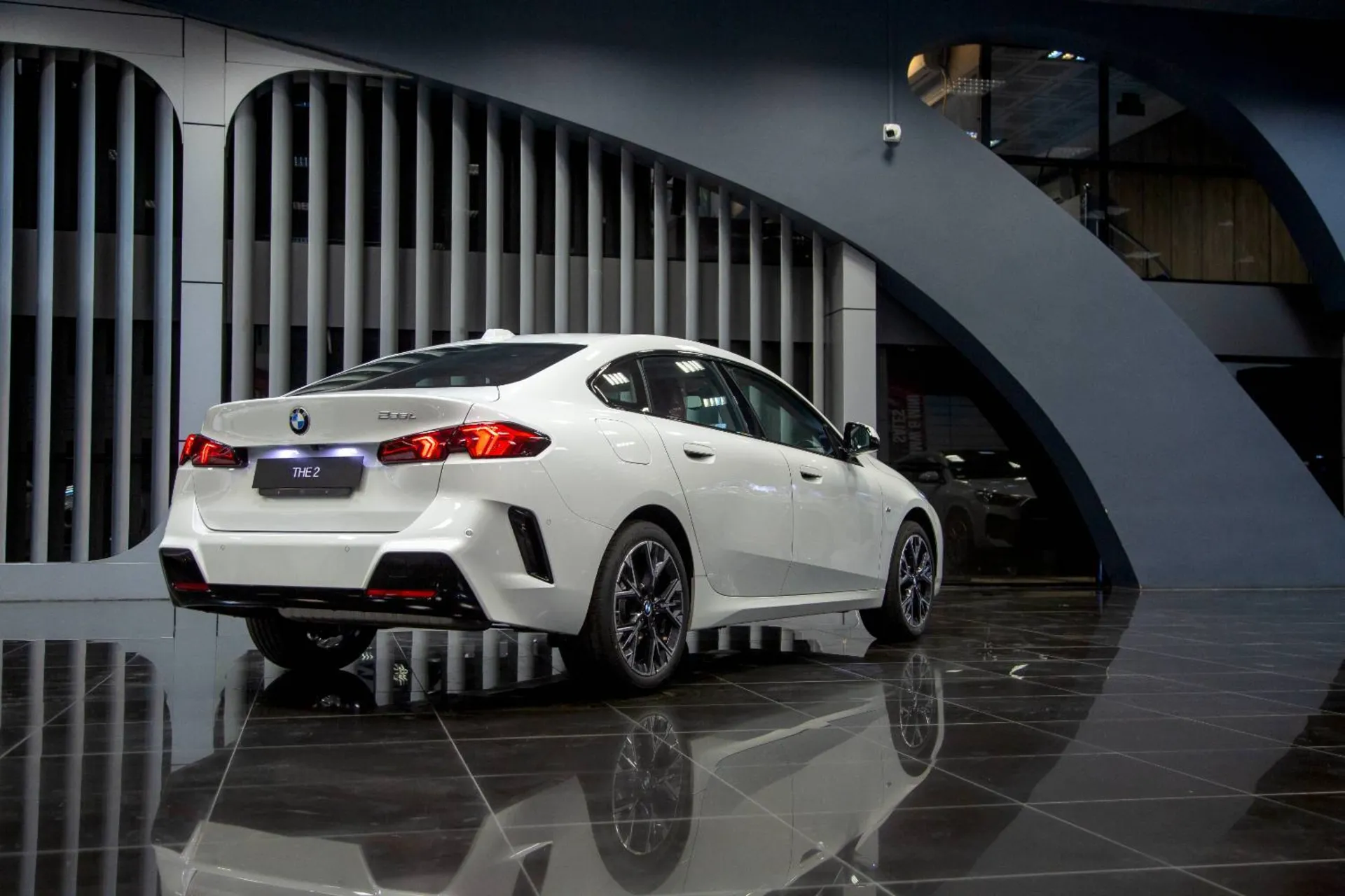 بی ام و BMW 225L MSport
