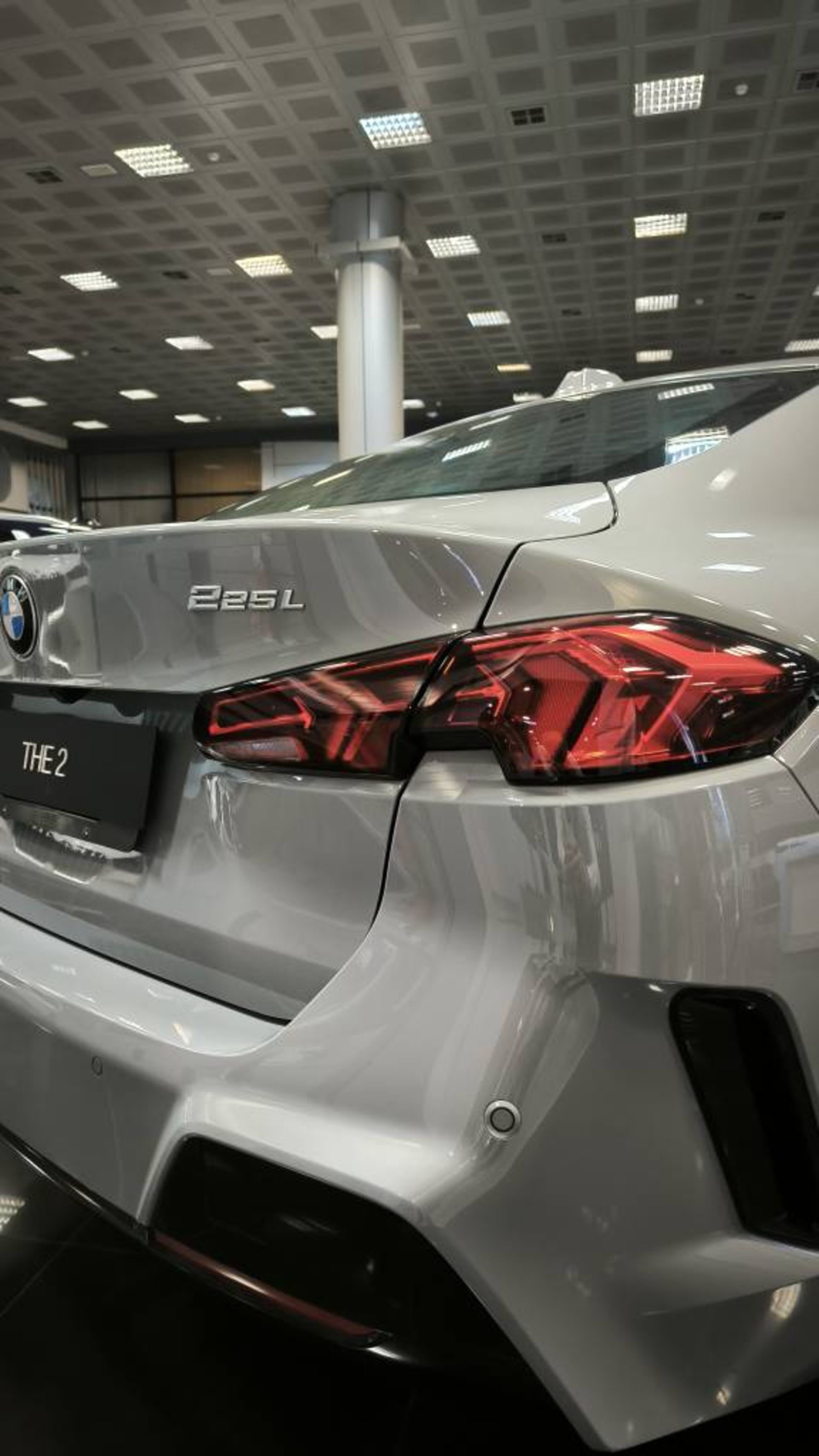 بی ام و BMW 225L MSport