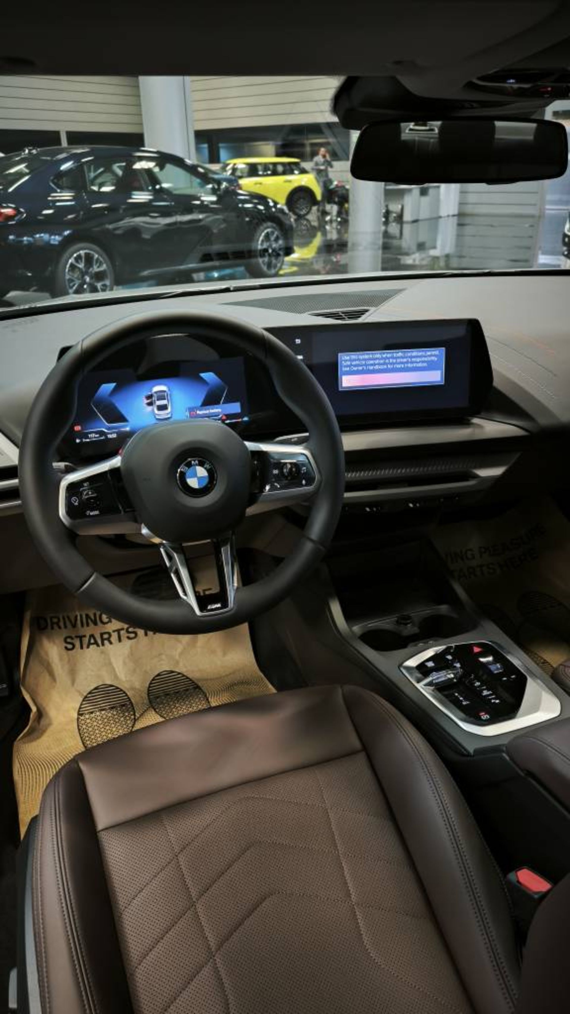 بی ام و BMW 225L MSport