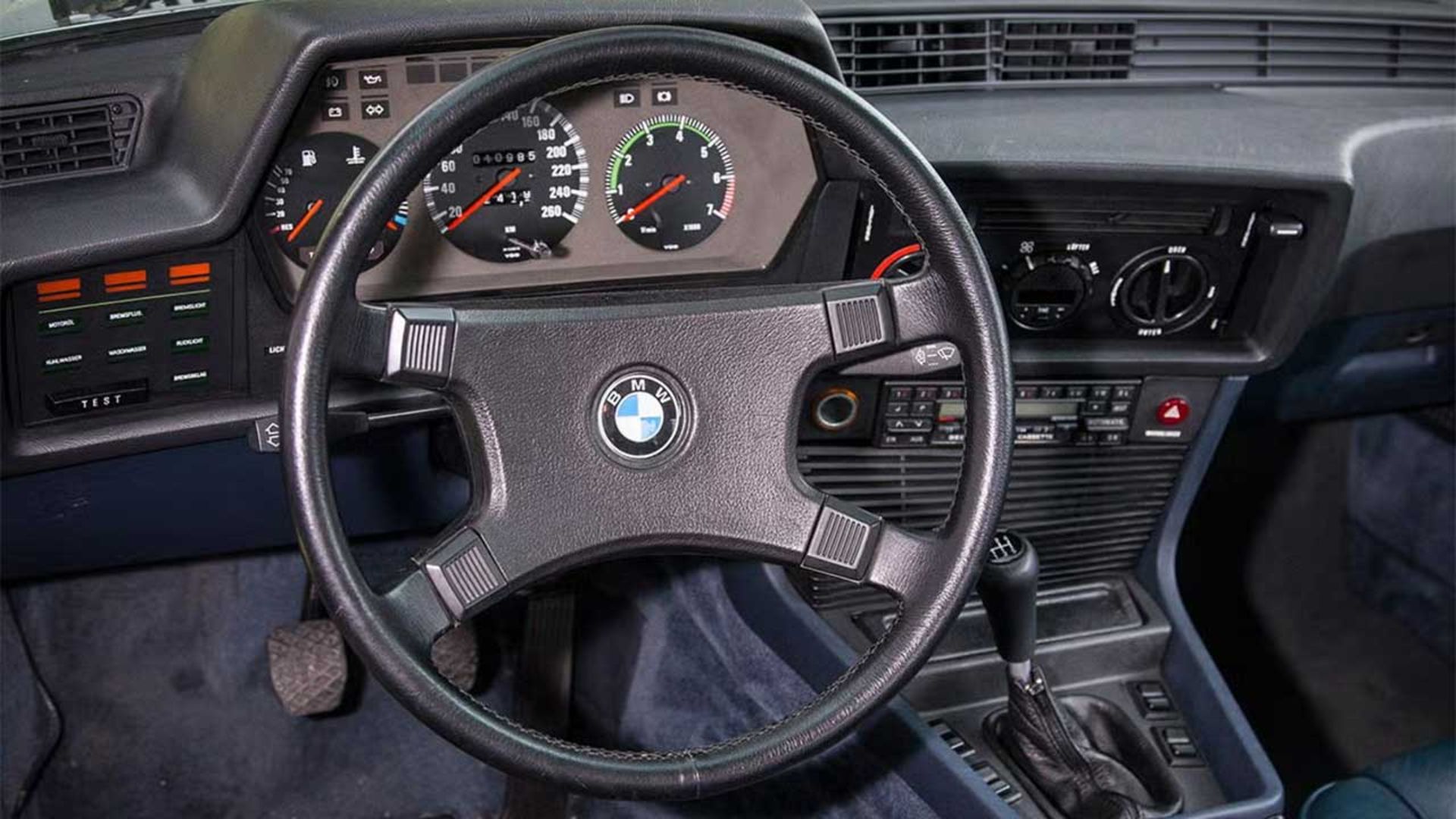 بی‌ام‌و سری 6 نسل اول