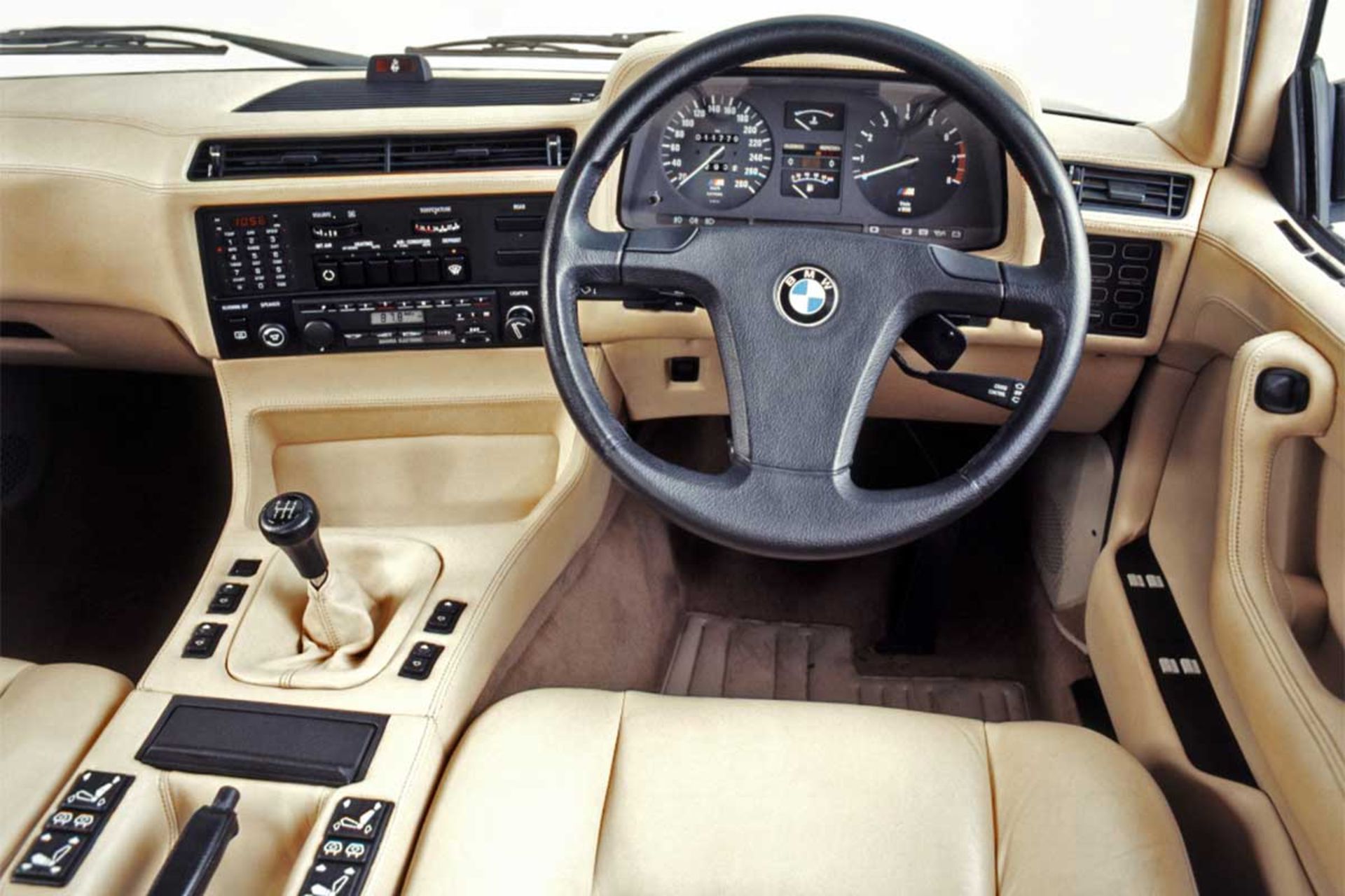 ب‌ام‌و 745i آفریقای جنوبی