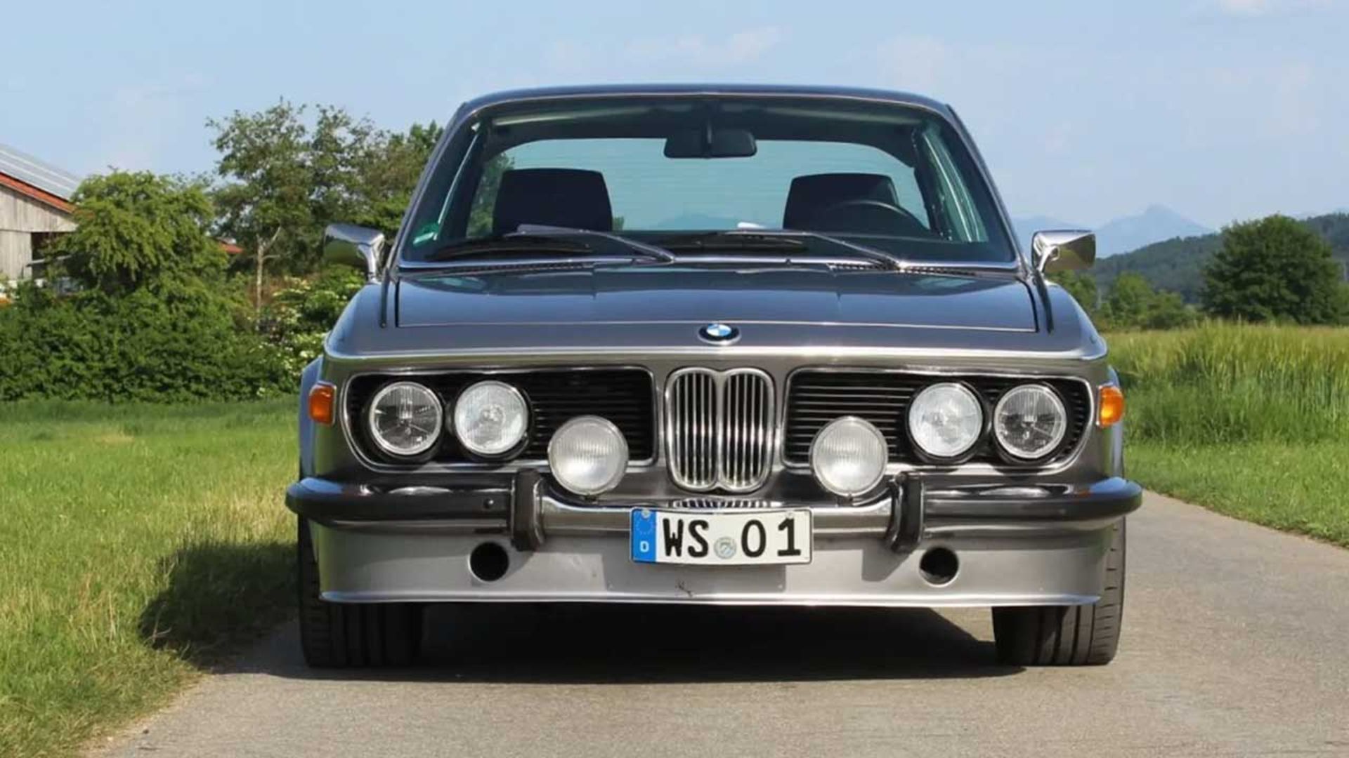 بی ام و CSL رتروماد