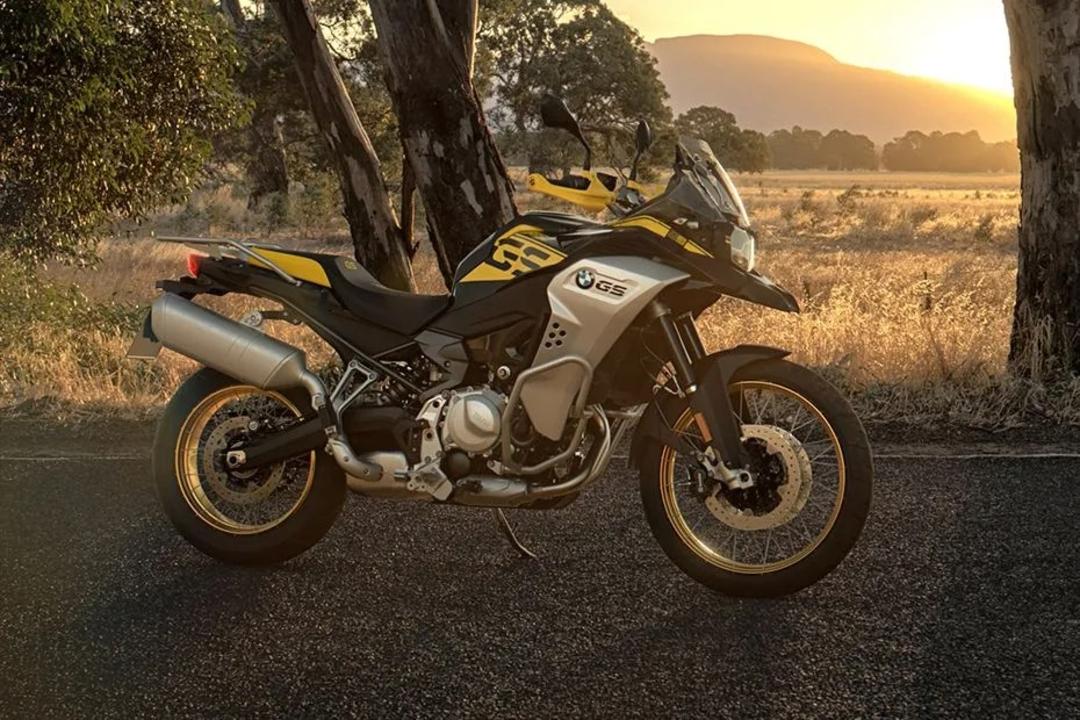 بی ام و F 850 GS ادونچر