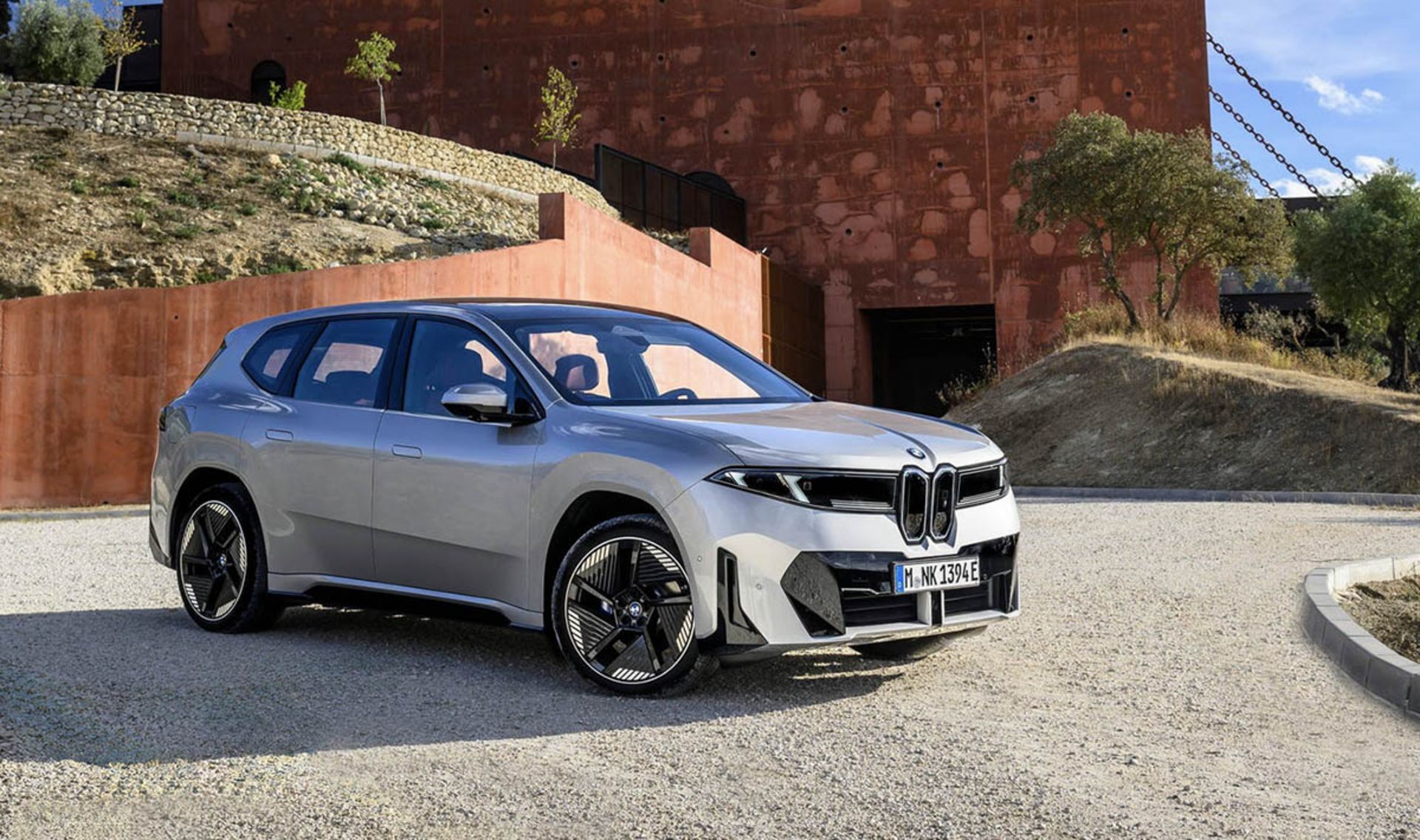 بی ام و IX3 نیوکلاس جدید 