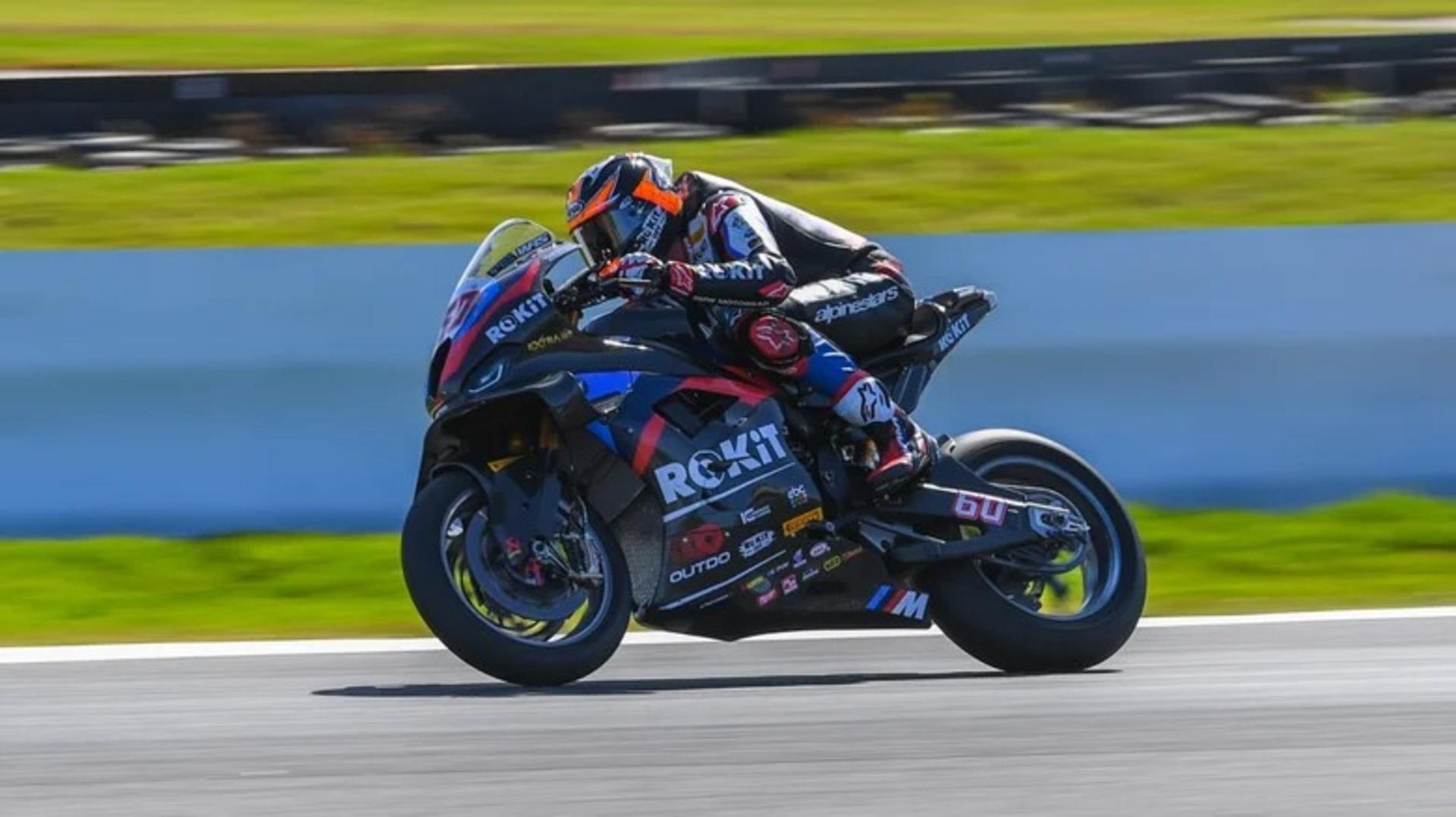 بی ام و M1000RR