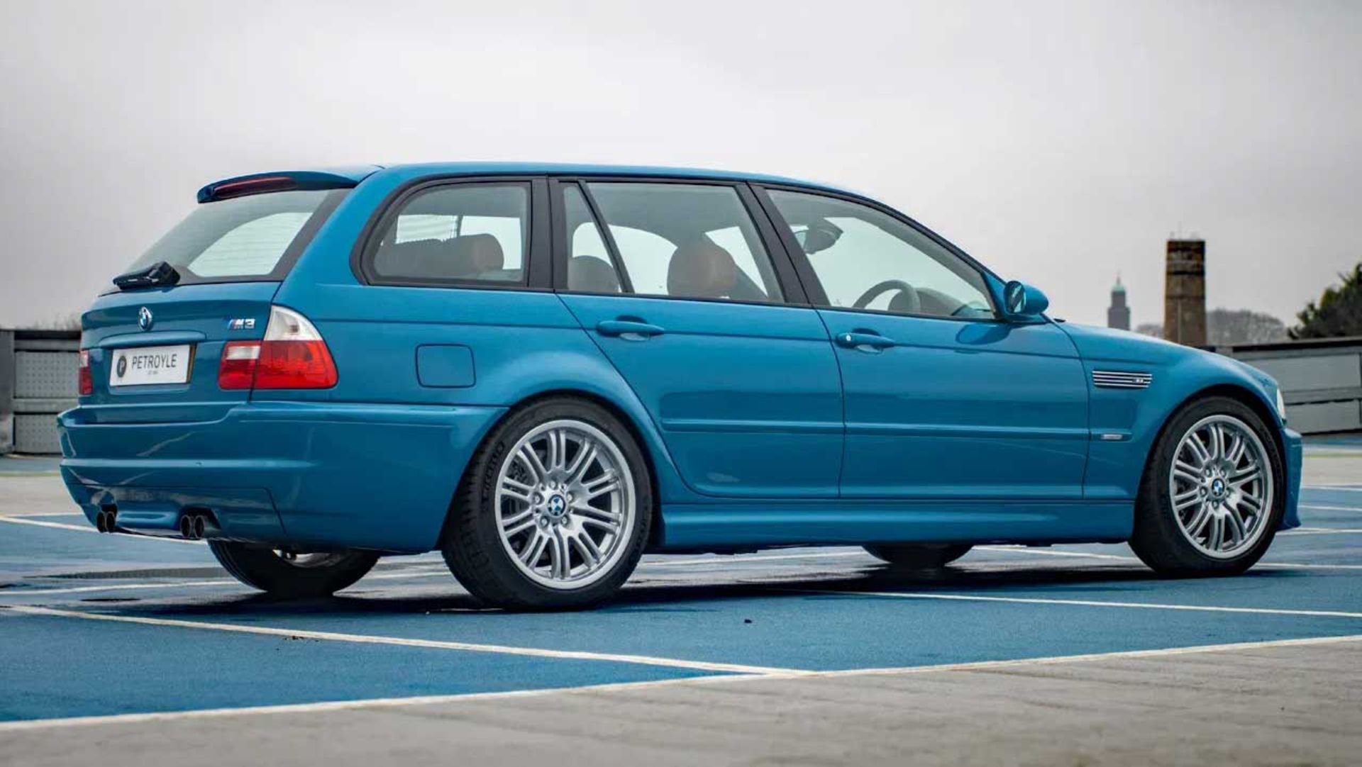 رستوماد بی‌ام‌و M3 نسل E46 استیشن