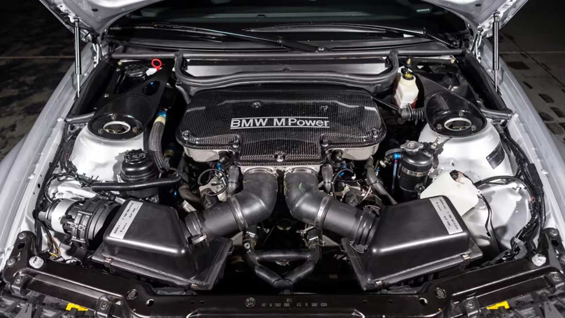 بی ام و M3 GTR E46
