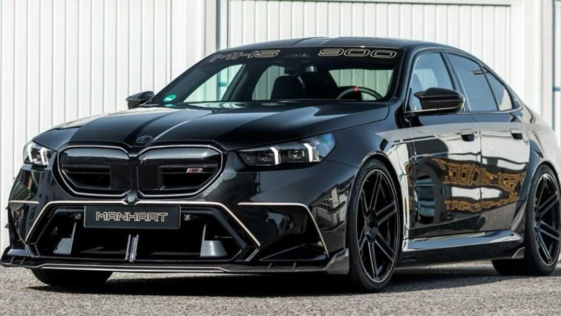 بی‌ام‌و M5 با تیونینگ منهارت