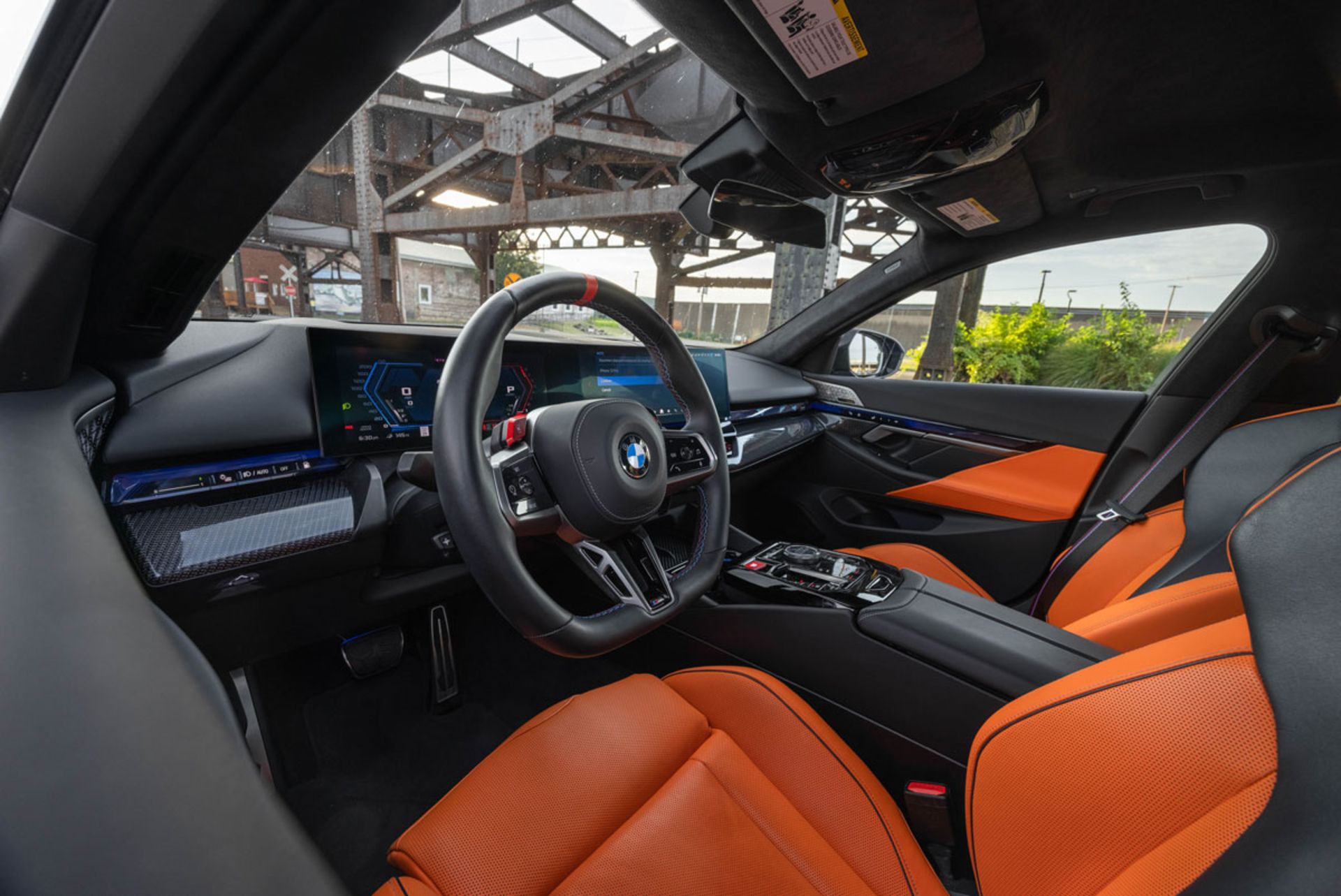 داشبورد بی ام و M5