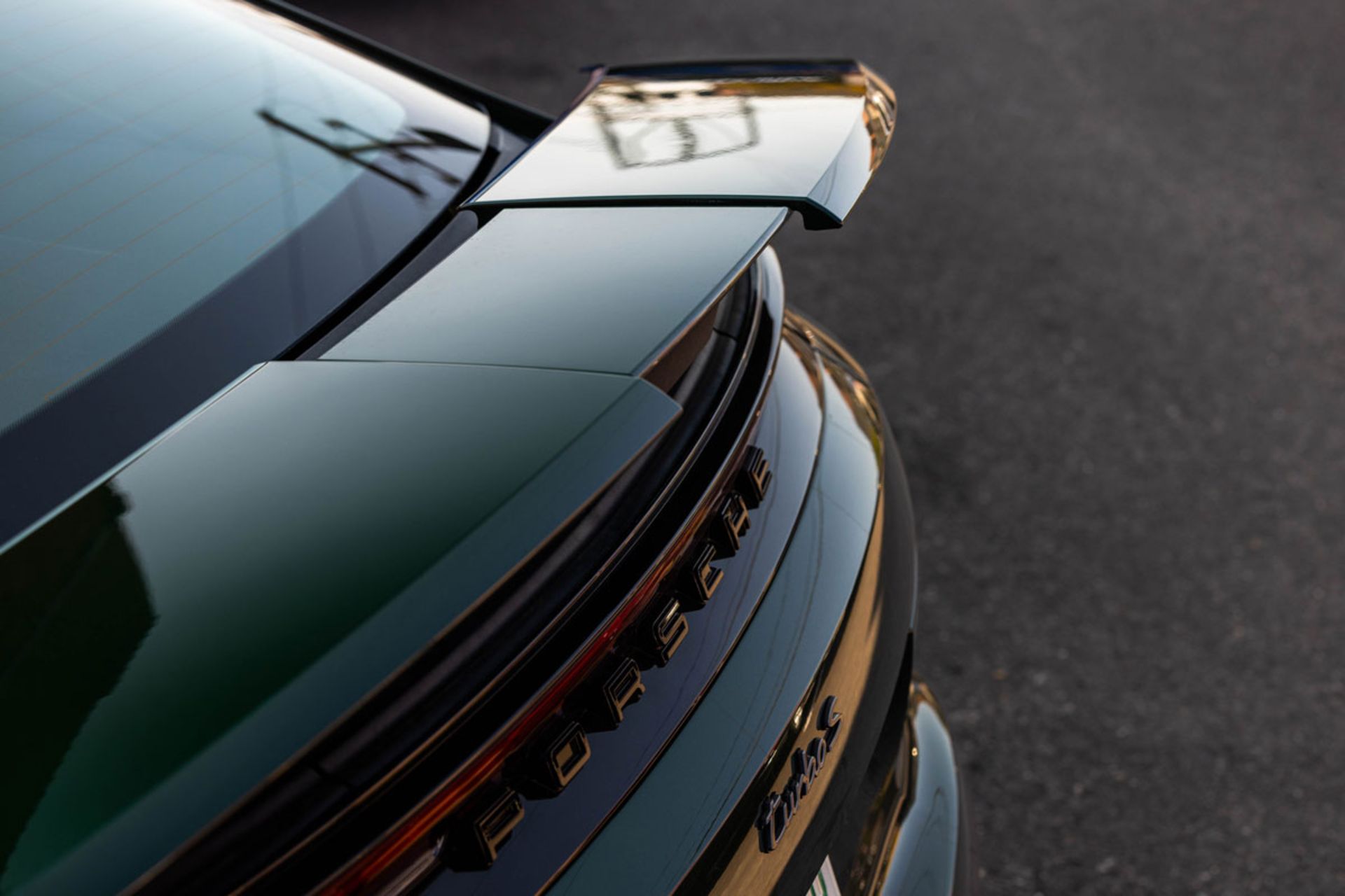 اسپویلر پورشه پانامرا توربو S ای-هیبرید مدل ۲۰۲۵