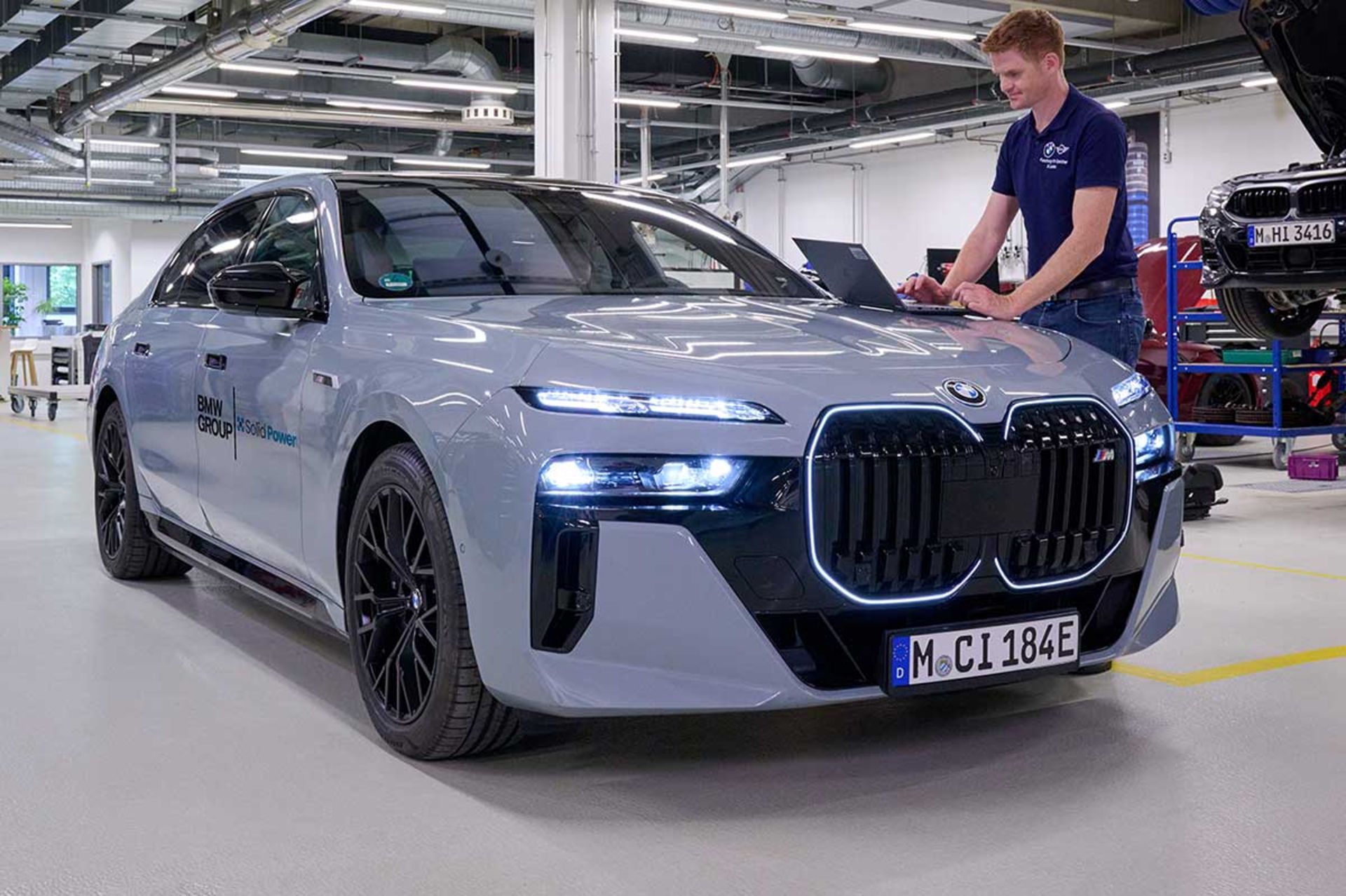 همکاری بی ام و سامسونگ باطری حالت جامد