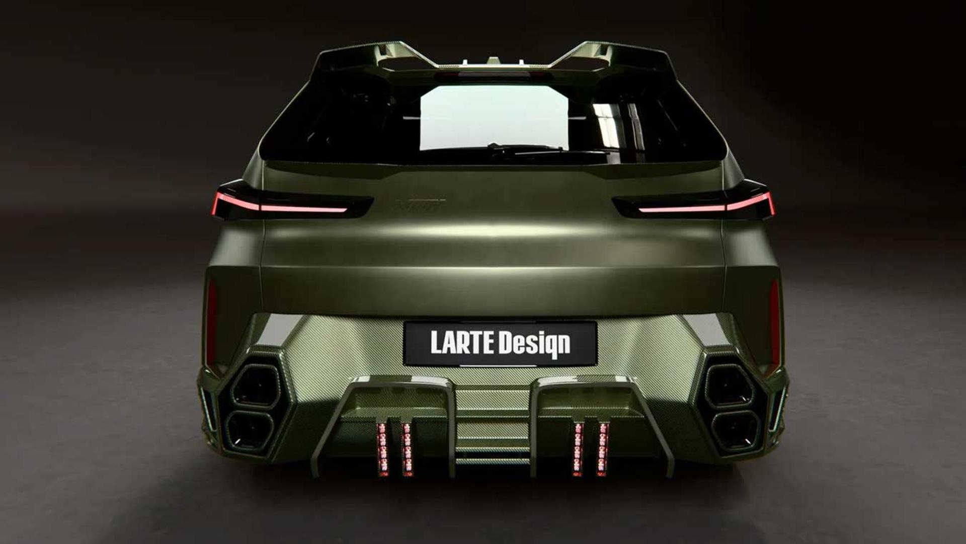 نمای عقب خودرو بی‌ام‌و XM (BMW XM) با پکیج بدنه لارته دیزاین (LARTE Design)