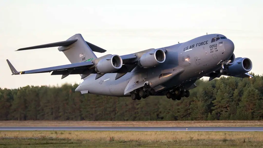 بوئینگ C-17