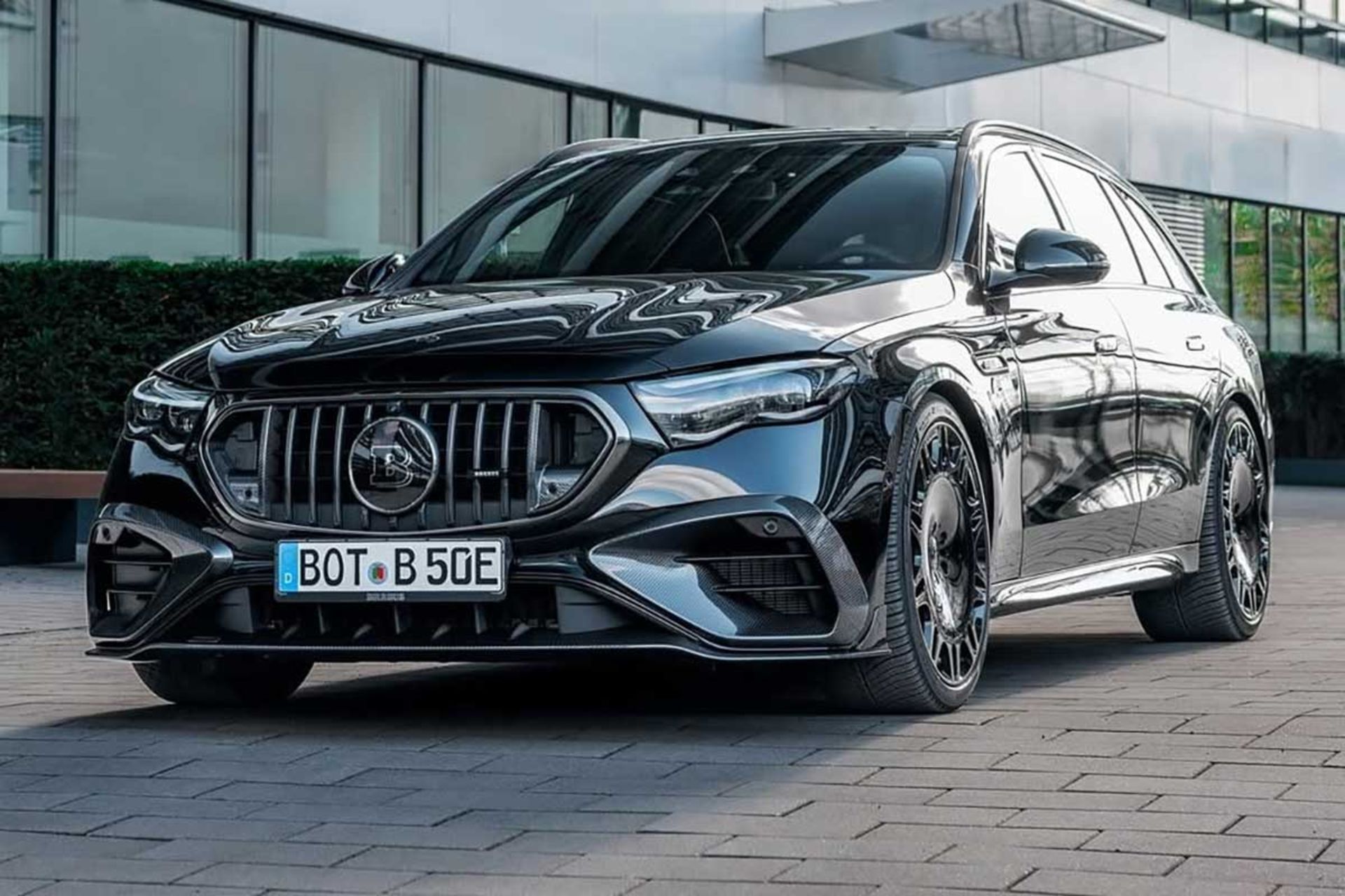 مرسدس E53 برابوس 700