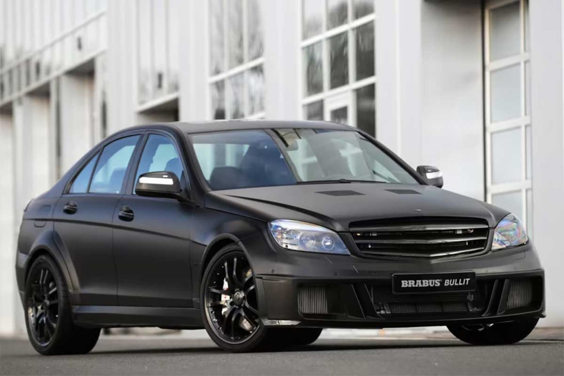 مرسدس C کلاس V12 برابوس