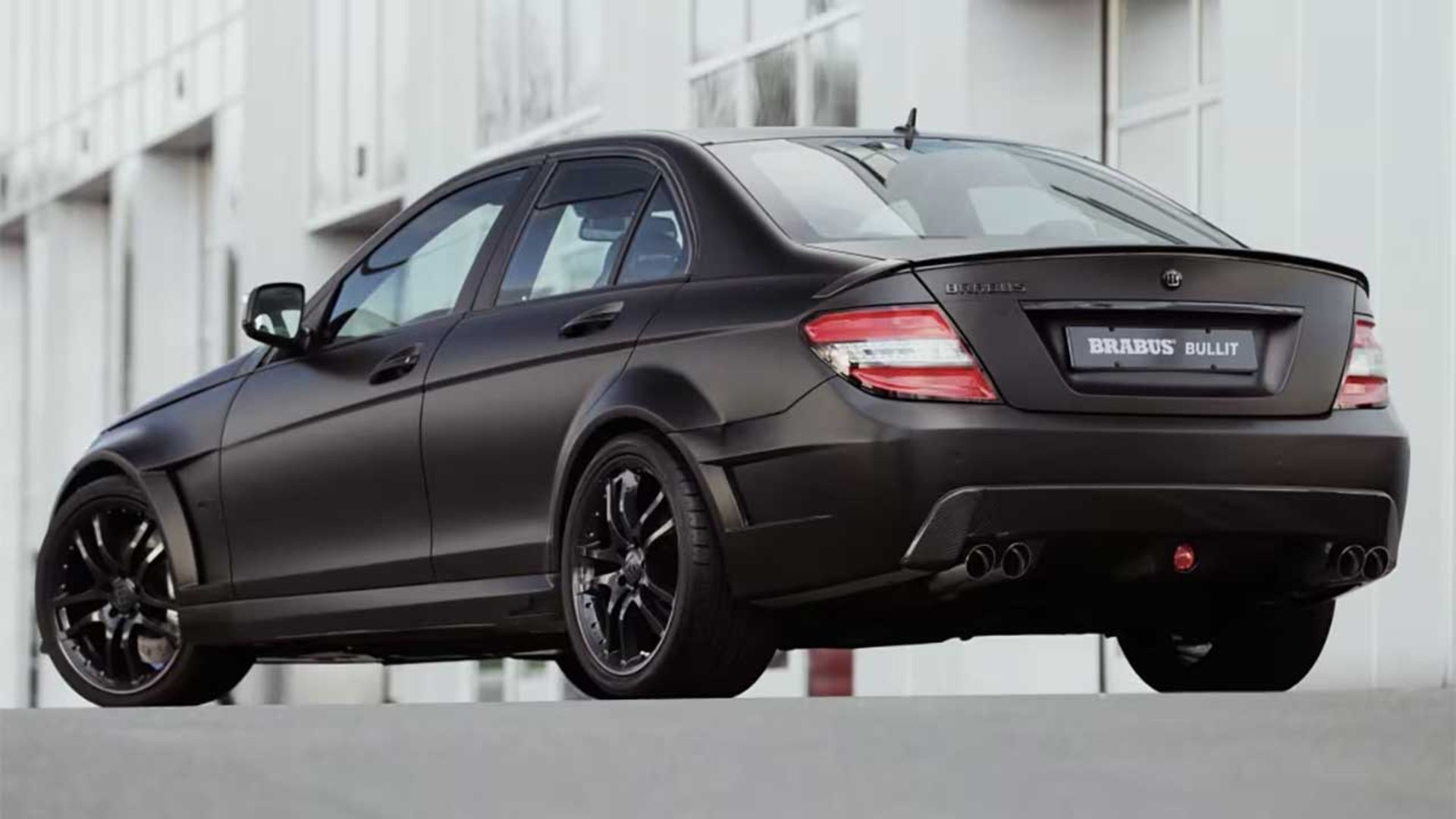 مرسدس C کلاس V12 برابوس