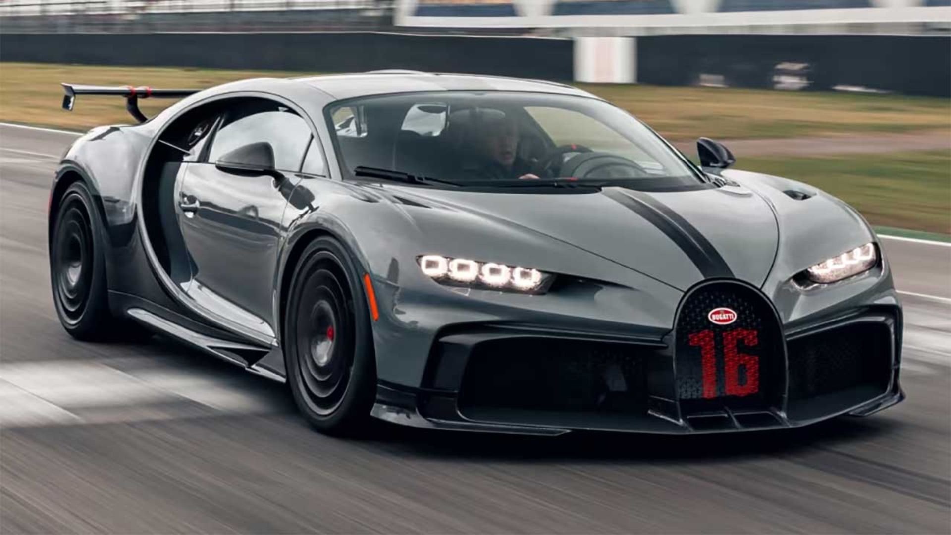 بوگاتی شیرون پور اسپرت