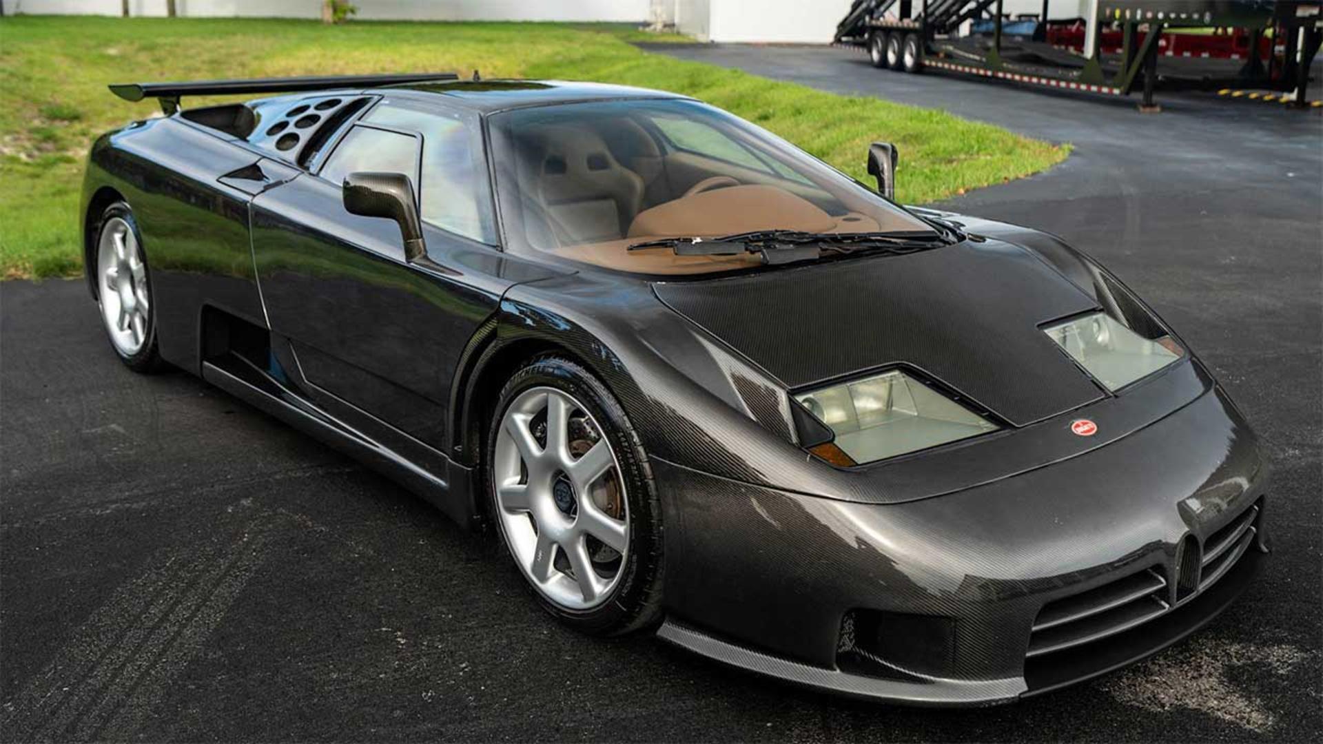 بوگاتی EB110 SS با بدنه فیبر کربنی