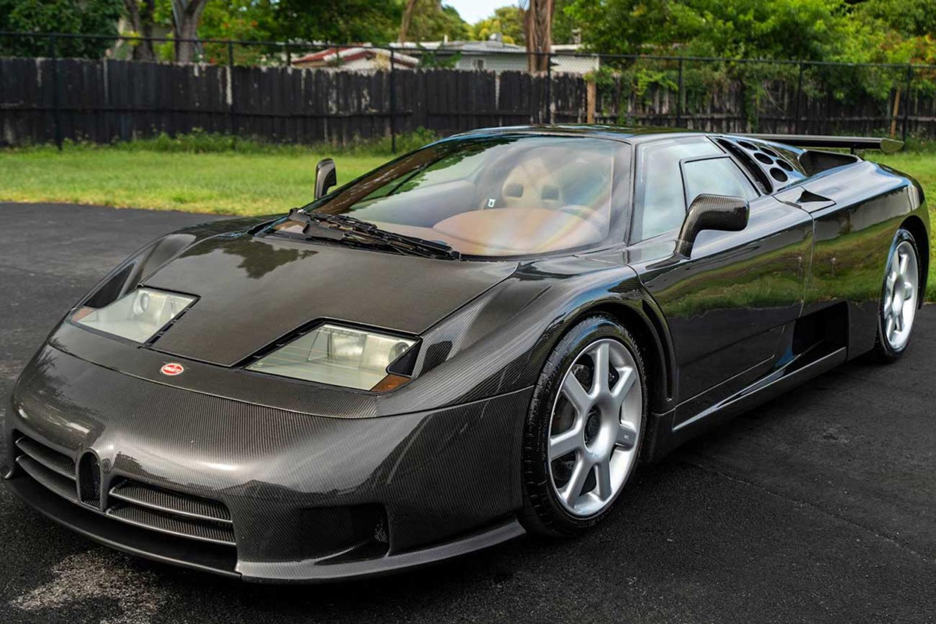 بوگاتی EB110 SS با بدنه فیبر کربنی