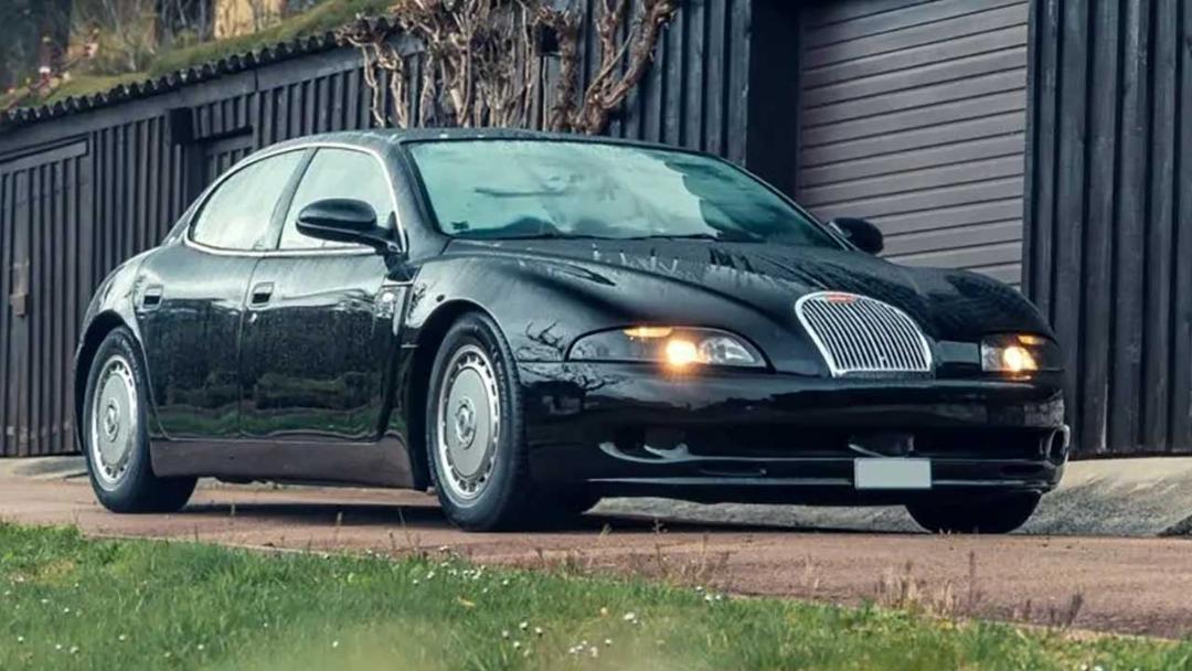 بوگاتی EB112