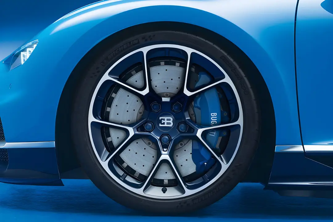 چرخ و سیستم ترمز بوگاتی (Bugatti) با لاستیک میشلن (Michelin)