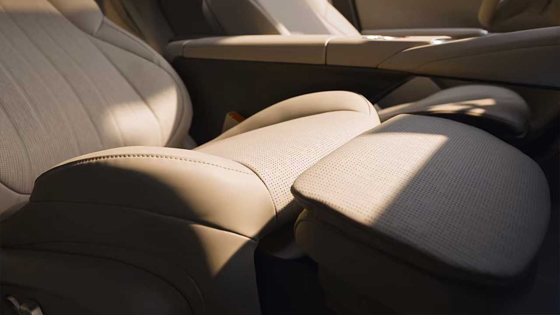 بیوک الکترا E7