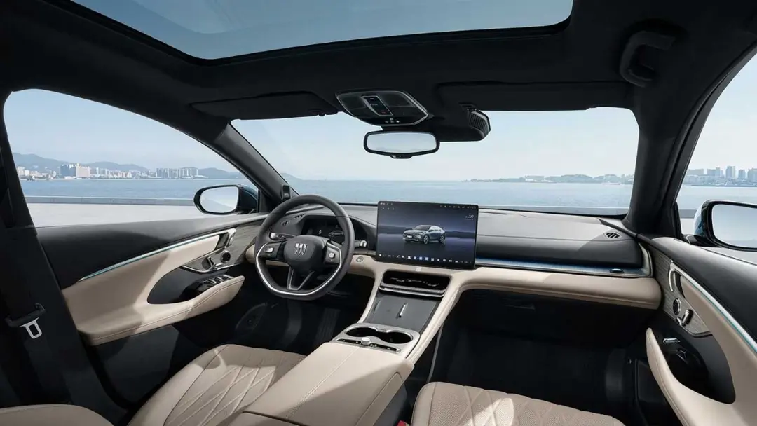 کابین لوکس و مدرن خودروی بیوک لاکراس (Buick Lacrosse) مدل ۲۰۲۷ با سقف پانوراما