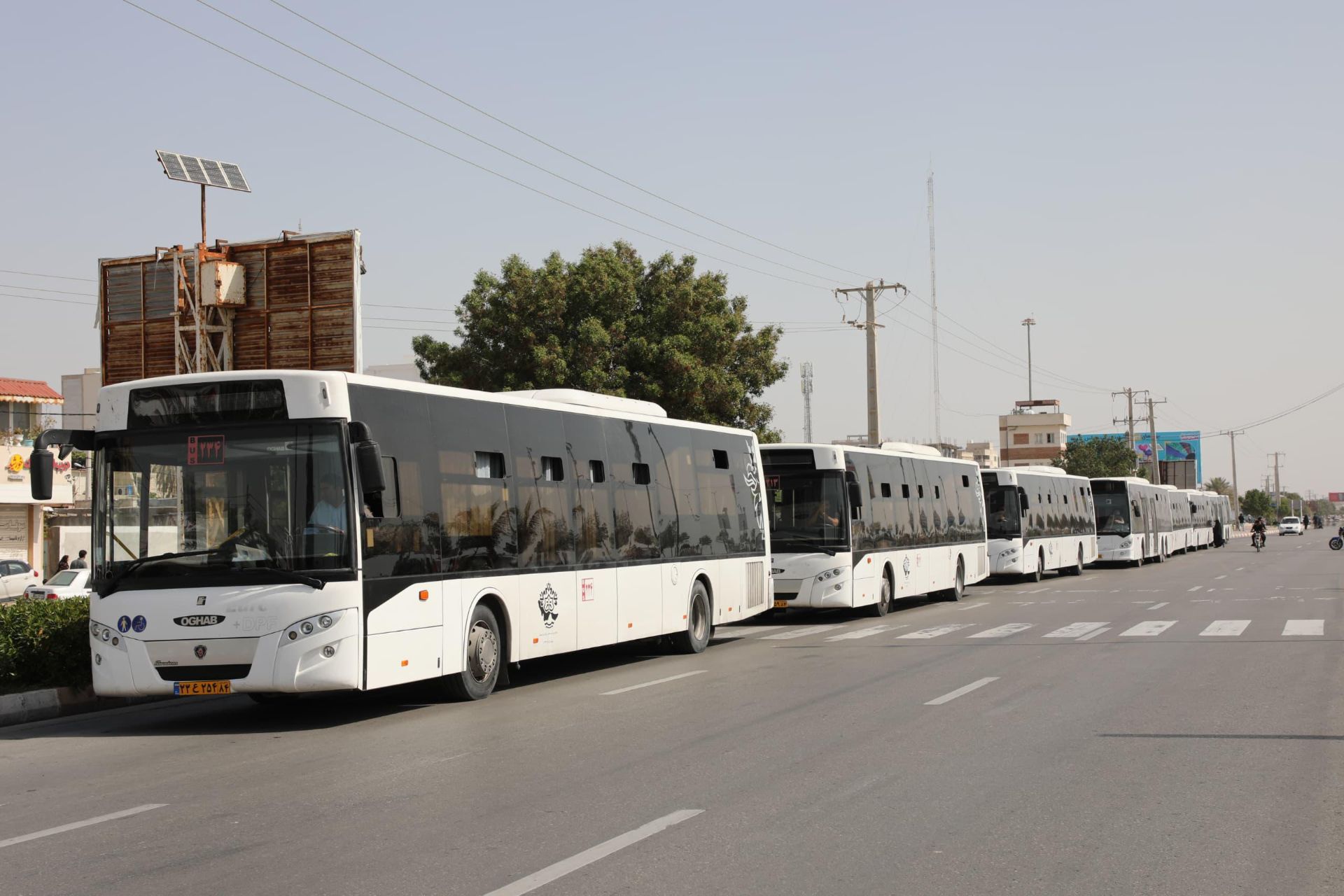 اتوبوس عمومی