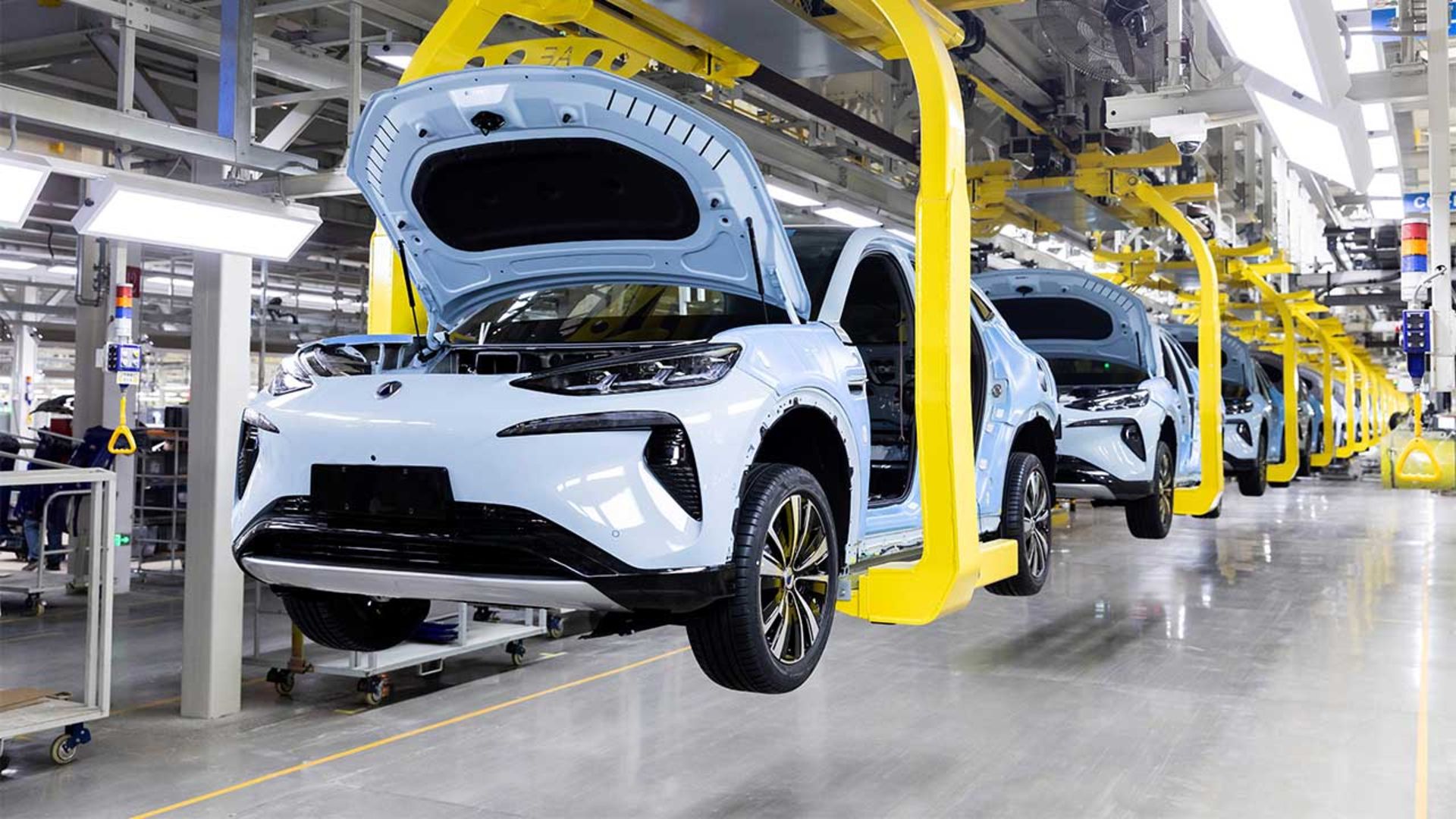 رکورد تولید بی‌وای‌دی