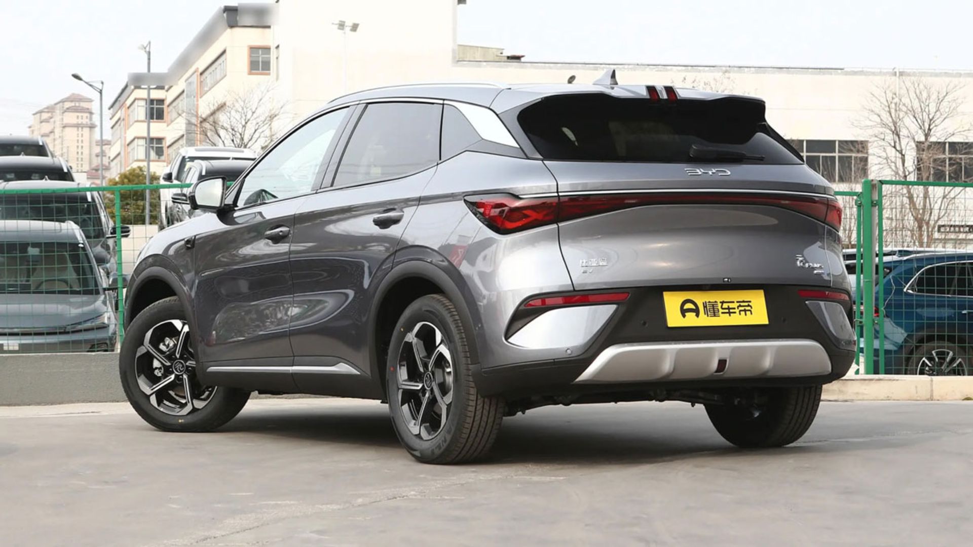 عقب بی وای دی اتو BYD Atto 3