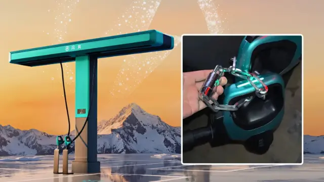 قفل کردن درگاه شارژ خودروی بی‌وای‌دی (BYD) با استفاده از زنجیر و قفل کوچک