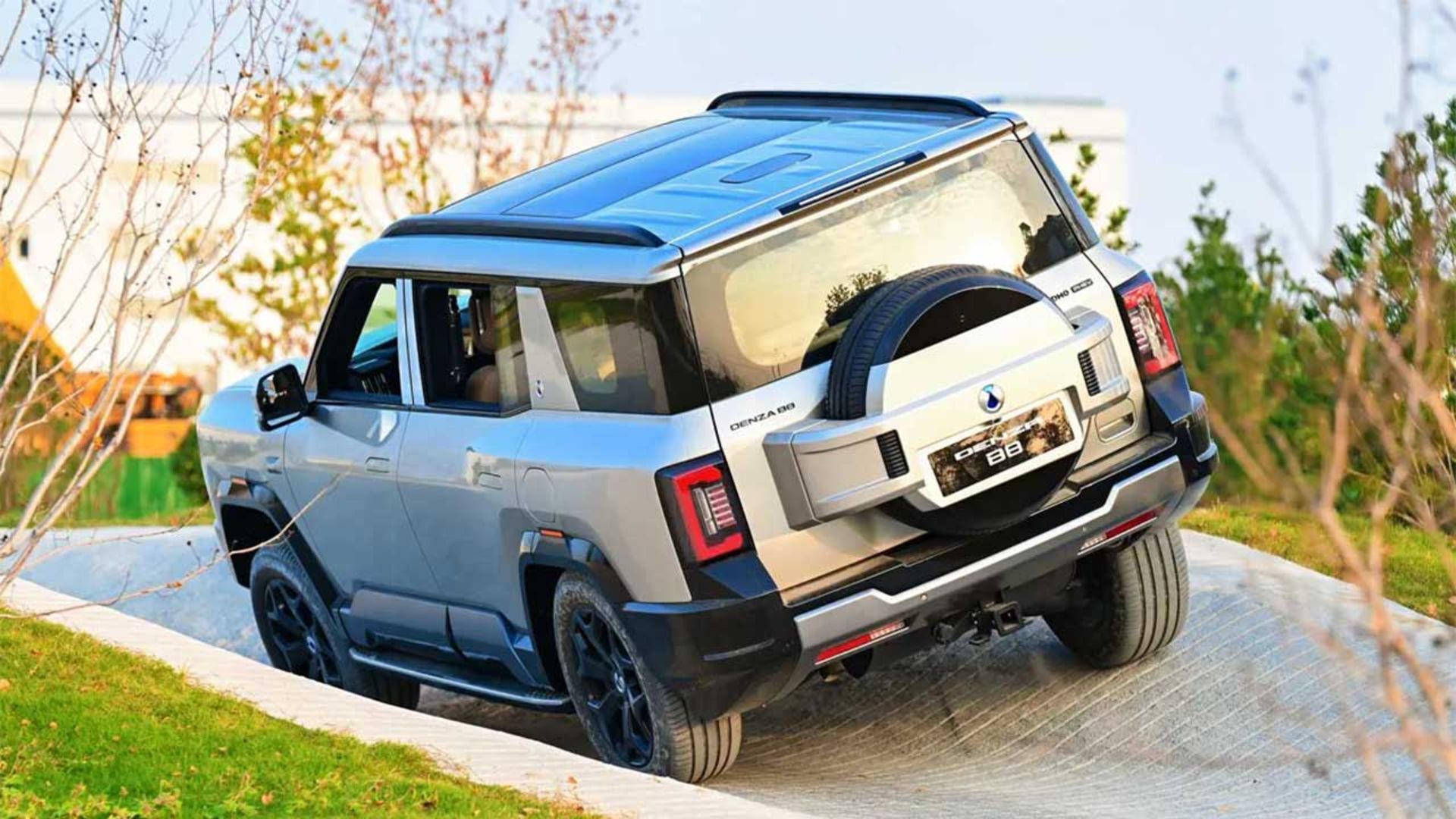 بی‌وای‌دی دنزا B5