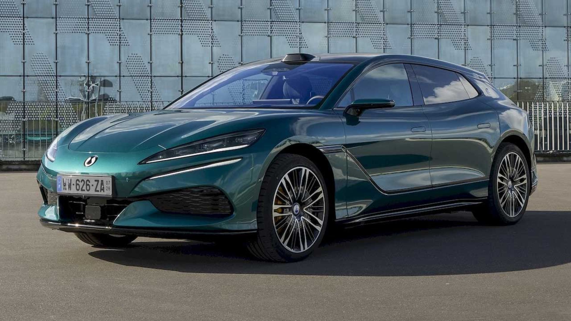 بی‌وای‌دی دنزا Z9 GT 