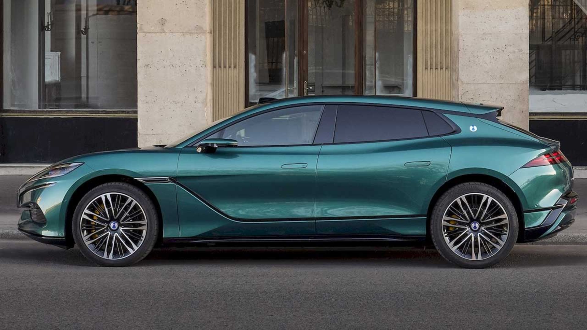 بی‌وای‌دی دنزا Z9 GT 