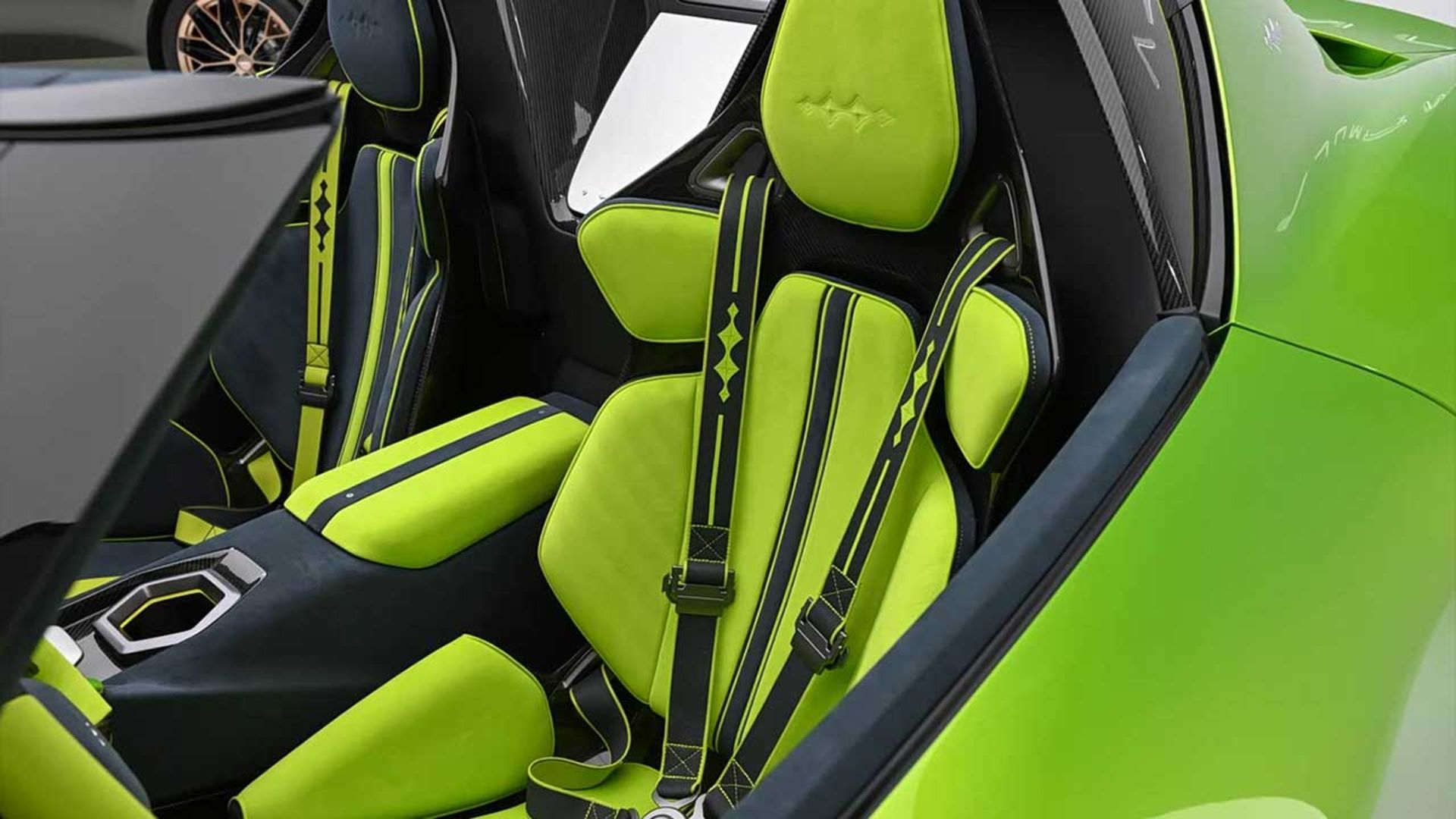 بی‌وای‌دی فنگ‌چنگ‌بائو فرمولا